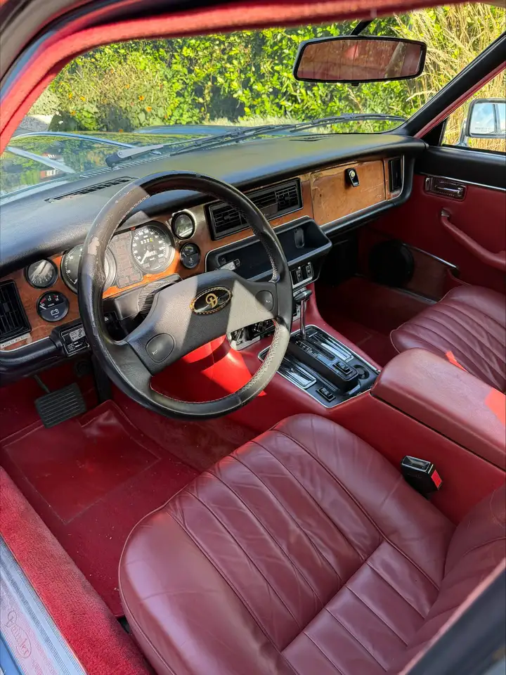 Jaguar XJ6 Daimler Sovereign III 4.2, foto 6