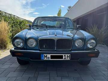 Daimler Sovereign III 4.2