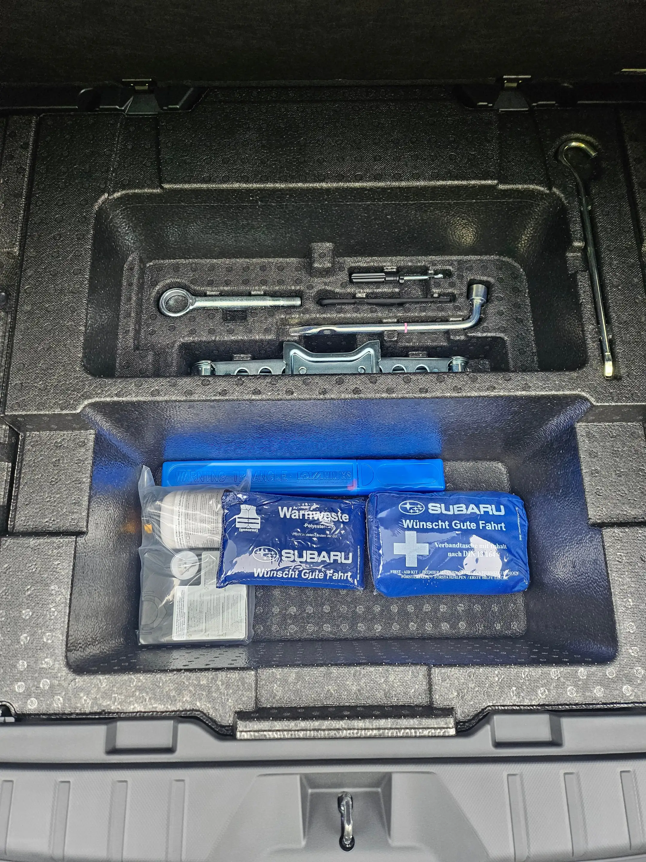 Subaru OUTBACK 2.5i Lineartronic Platinum — photo 11