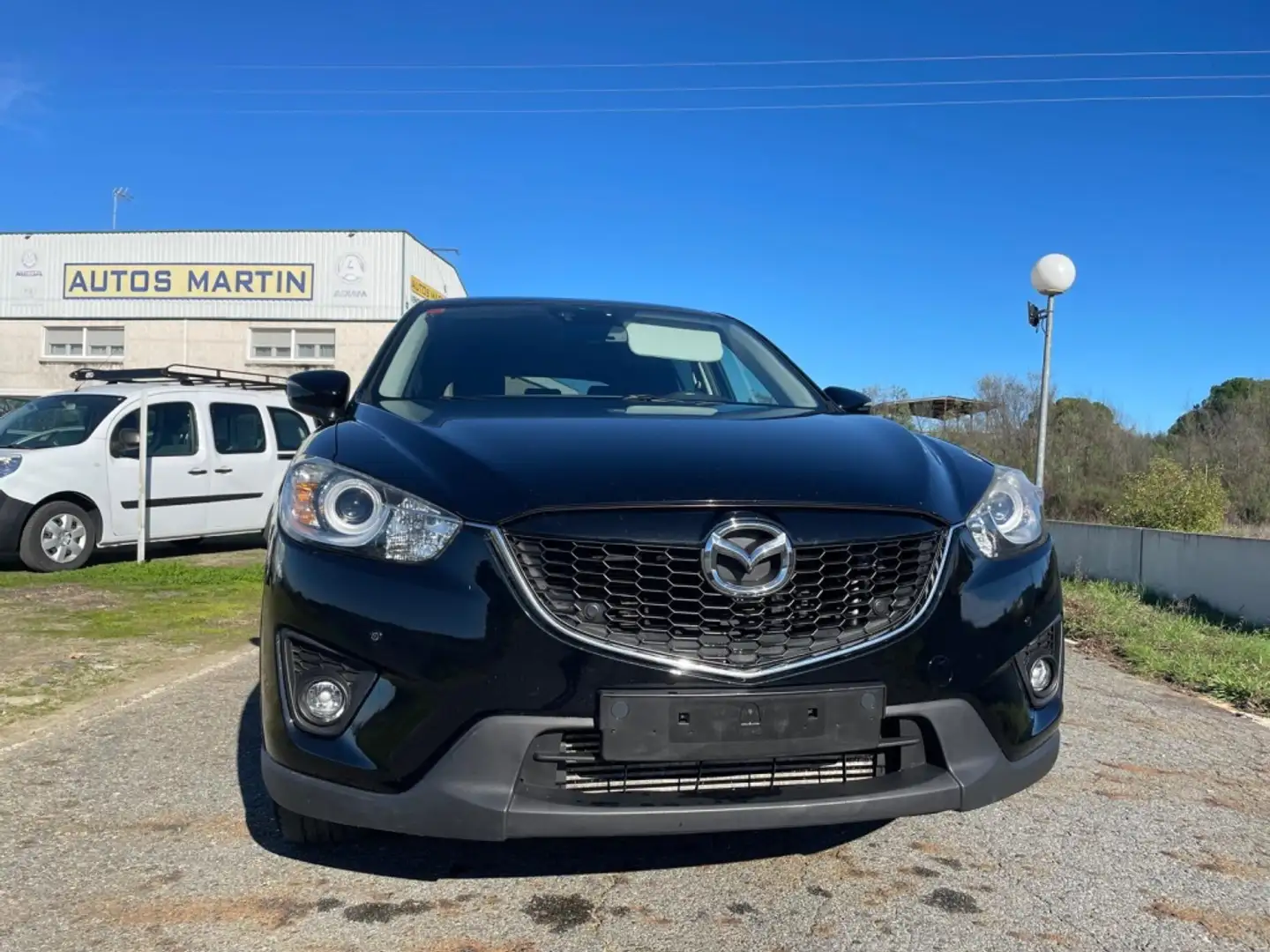 Mazda CX-5 2.2DE Style + Navegador 2WD Noir - 2