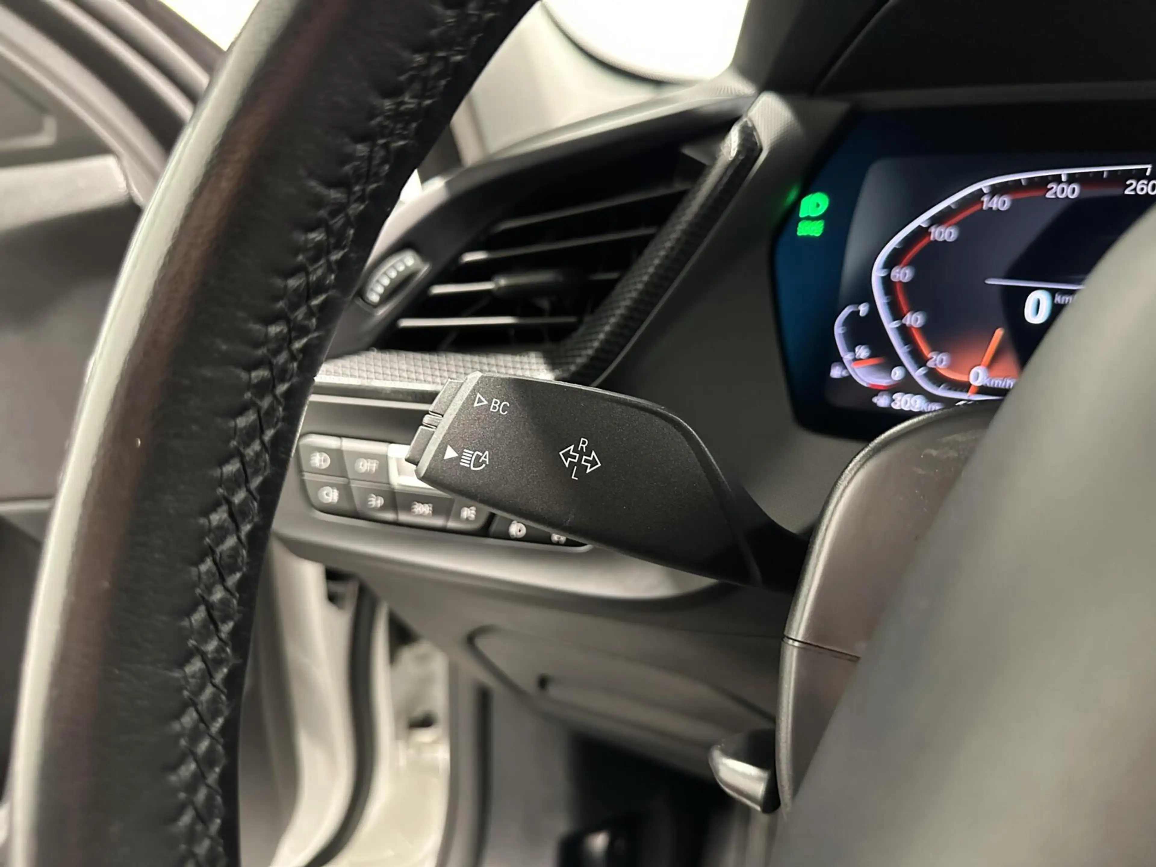 BMW 118 1-serie 118i High Executive CARPLAY NAVI CRUISE LM — photo 21