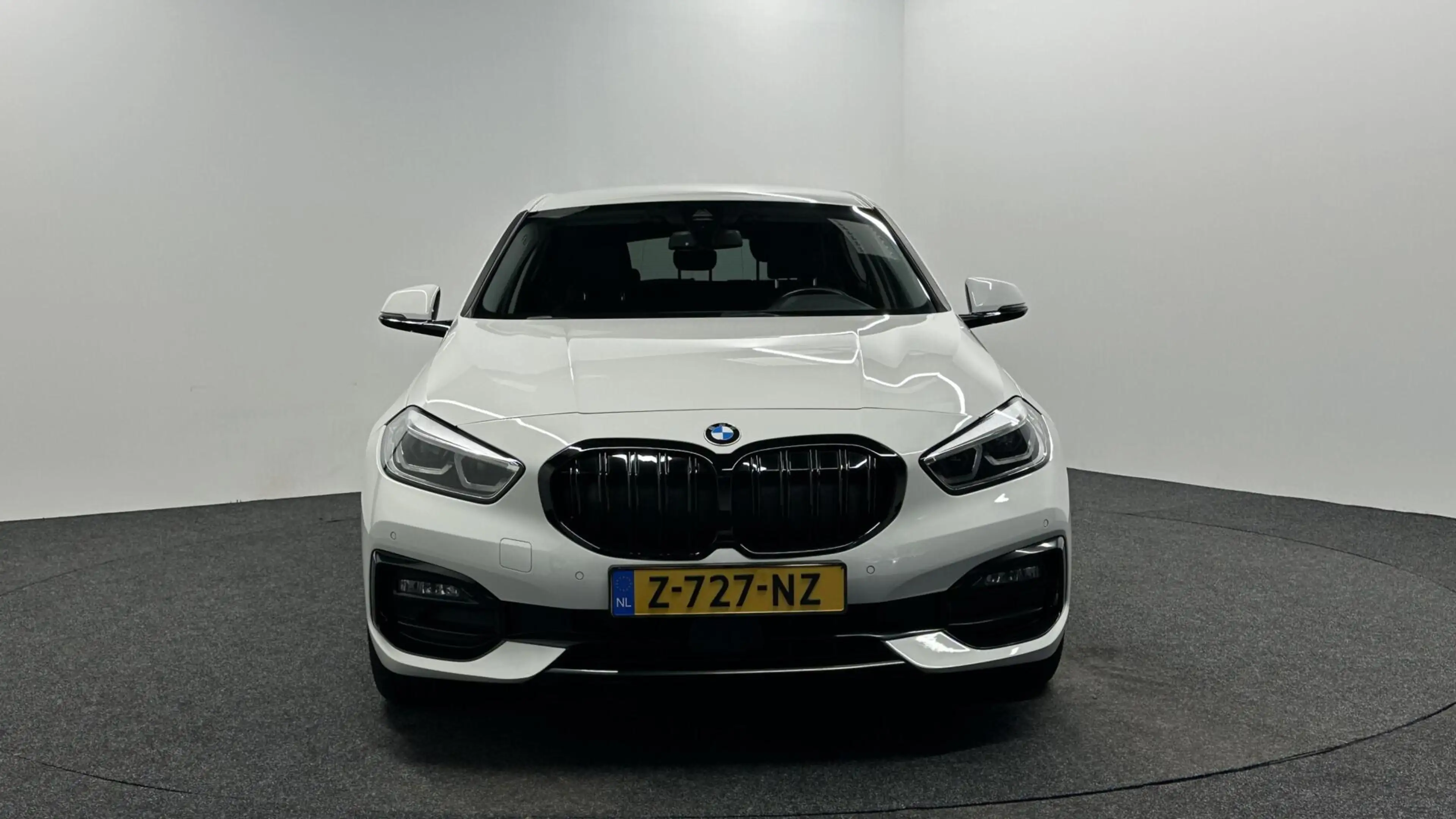 BMW 118 1-serie 118i High Executive CARPLAY NAVI CRUISE LM — photo 6