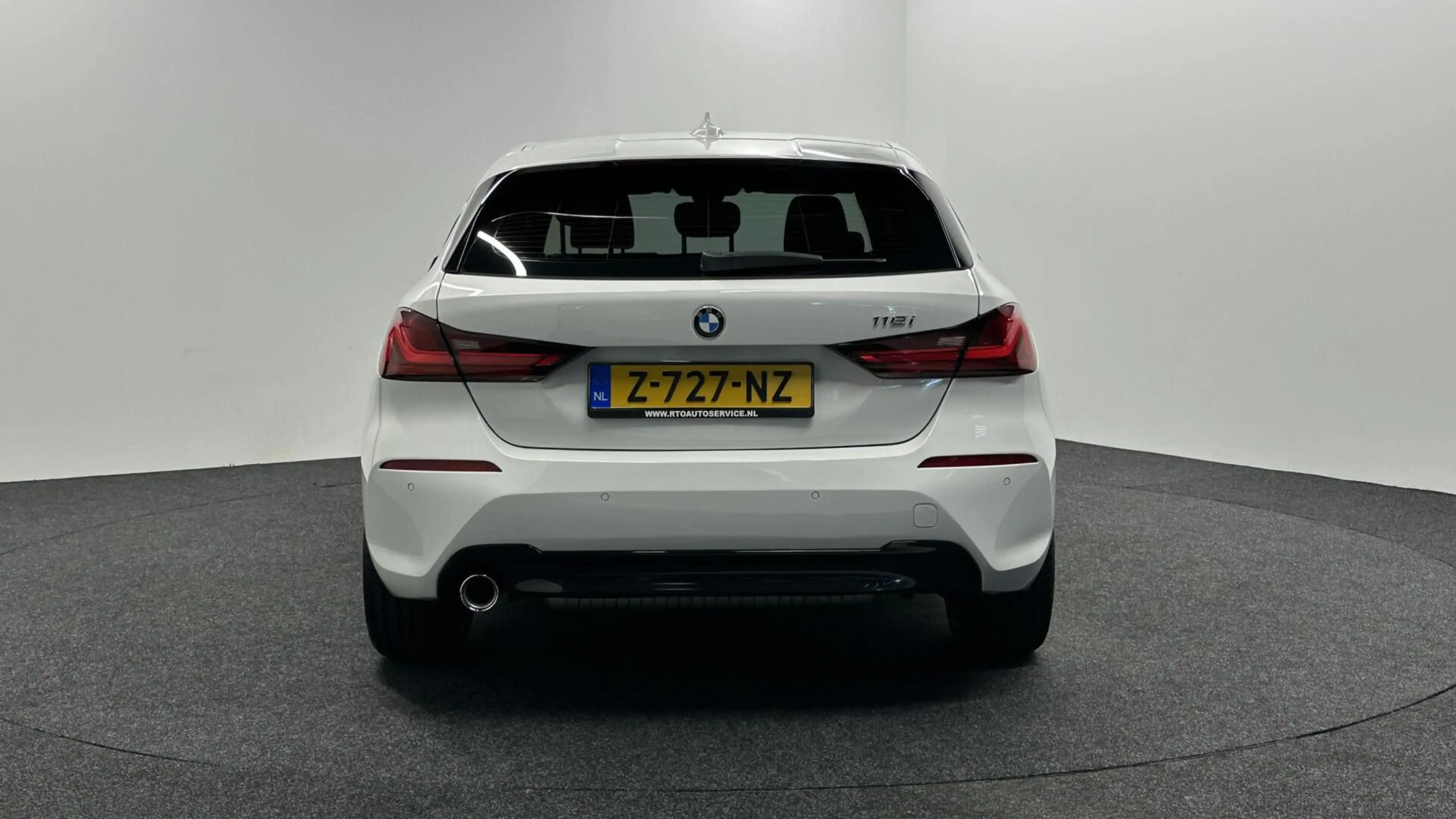 BMW 118 1-serie 118i High Executive CARPLAY NAVI CRUISE LM — photo 7