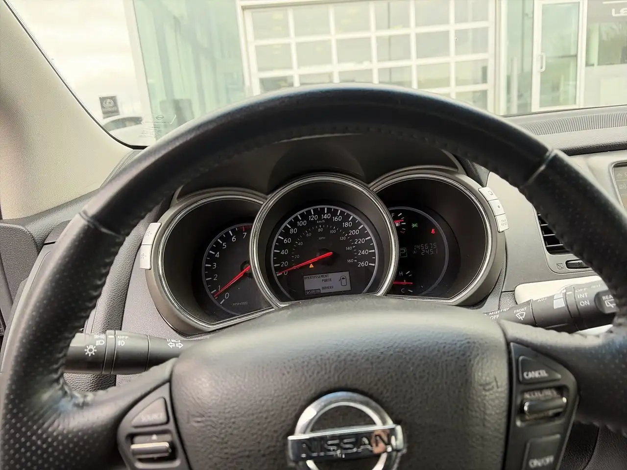 Nissan Murano снимка Nissan Murano
