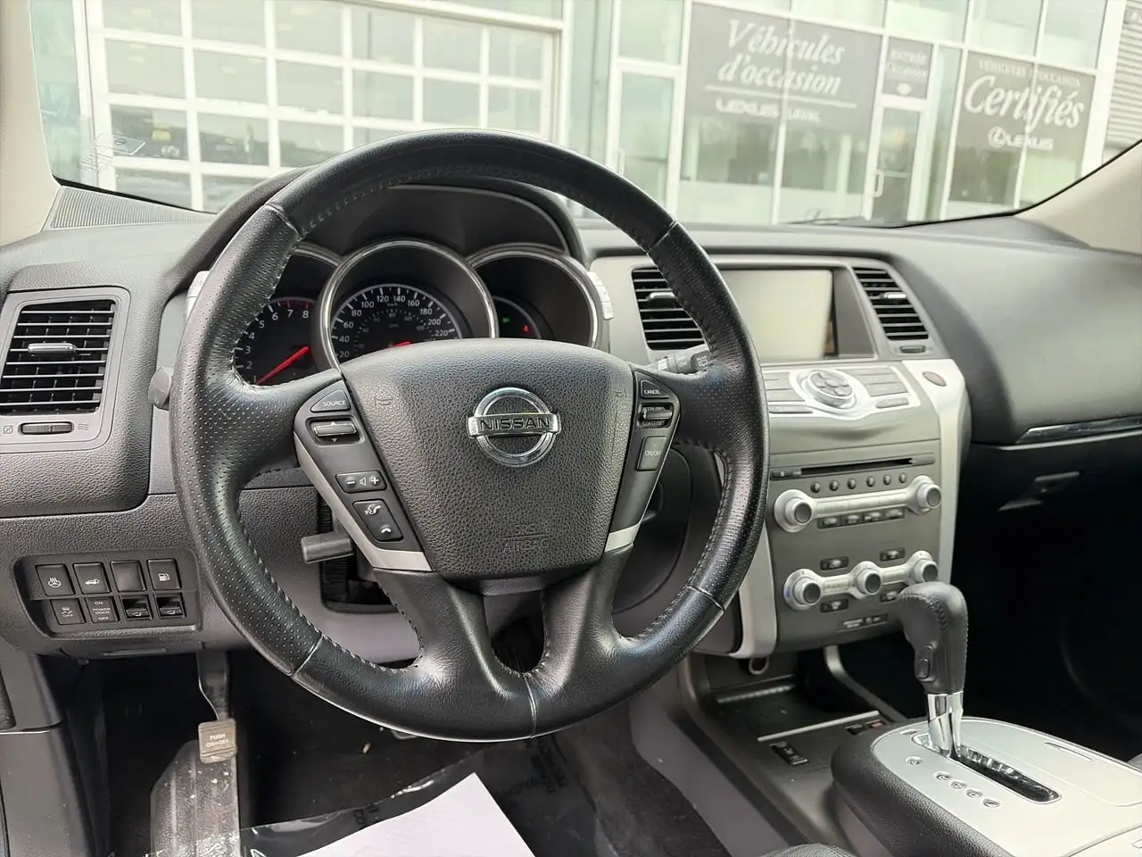 Nissan Murano снимка Nissan Murano