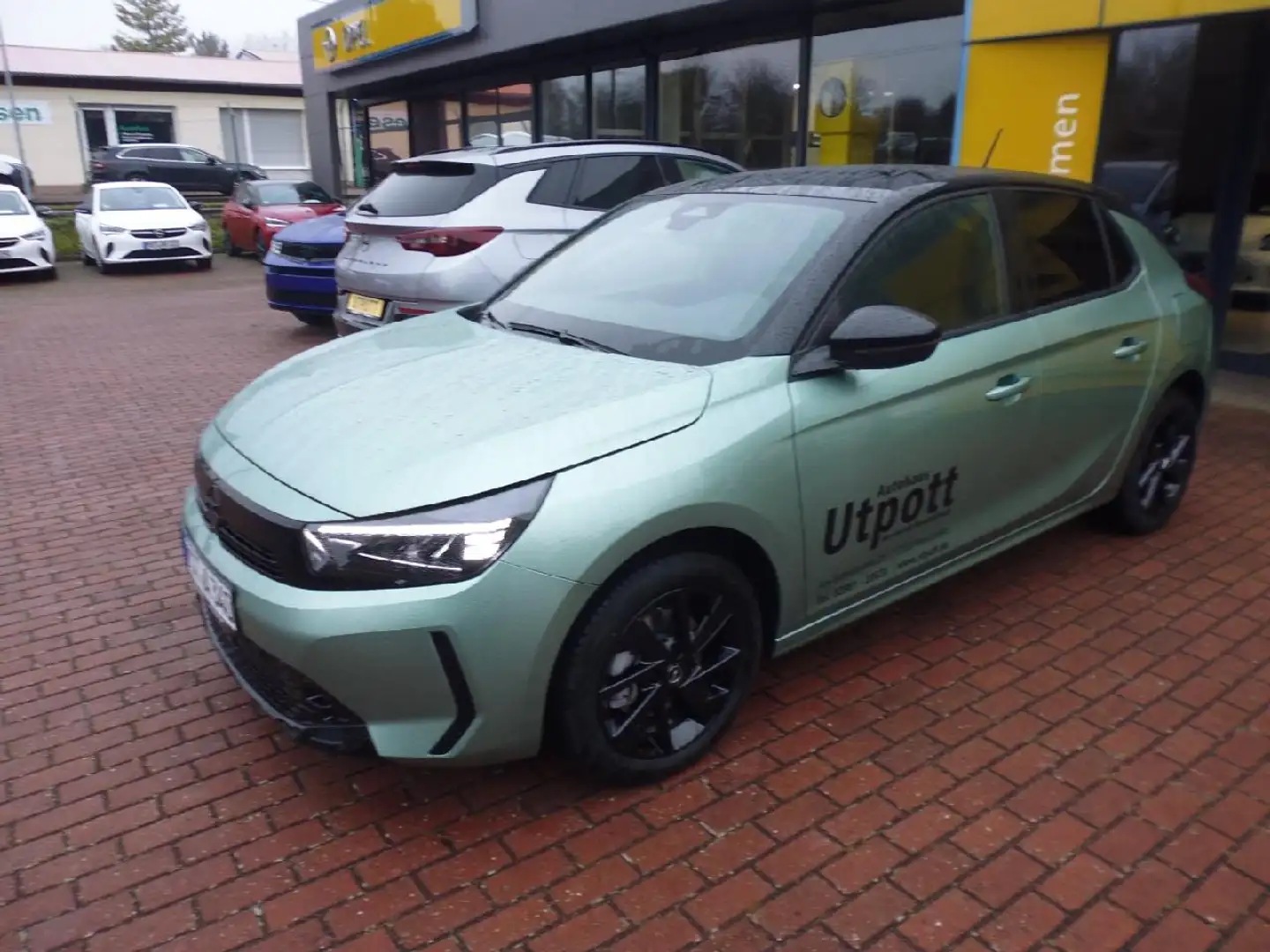 Opel Corsa-e YES Grün - 1