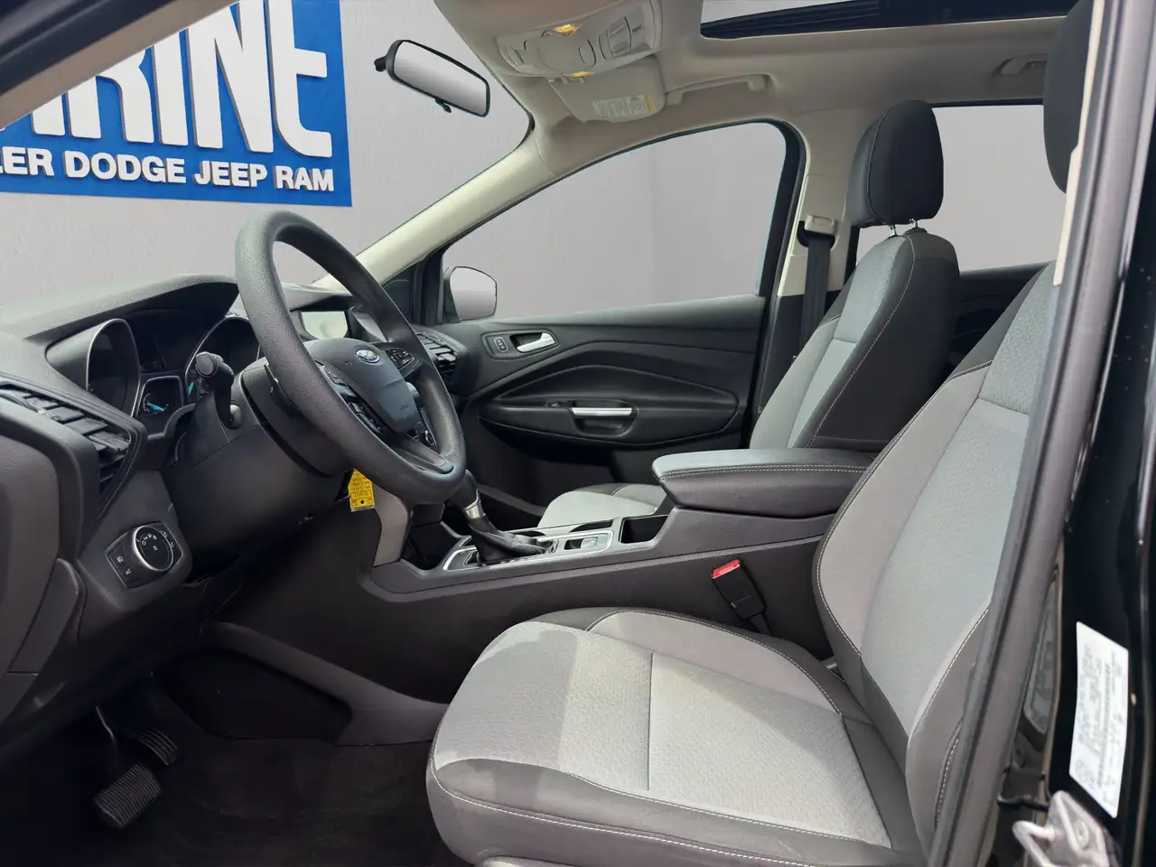 Ford Escape снимка Ford Escape