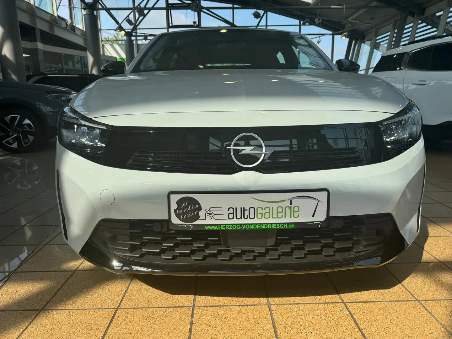 Opel Corsa Corsa 1.2 Direct Injection Turbo Edition - 2