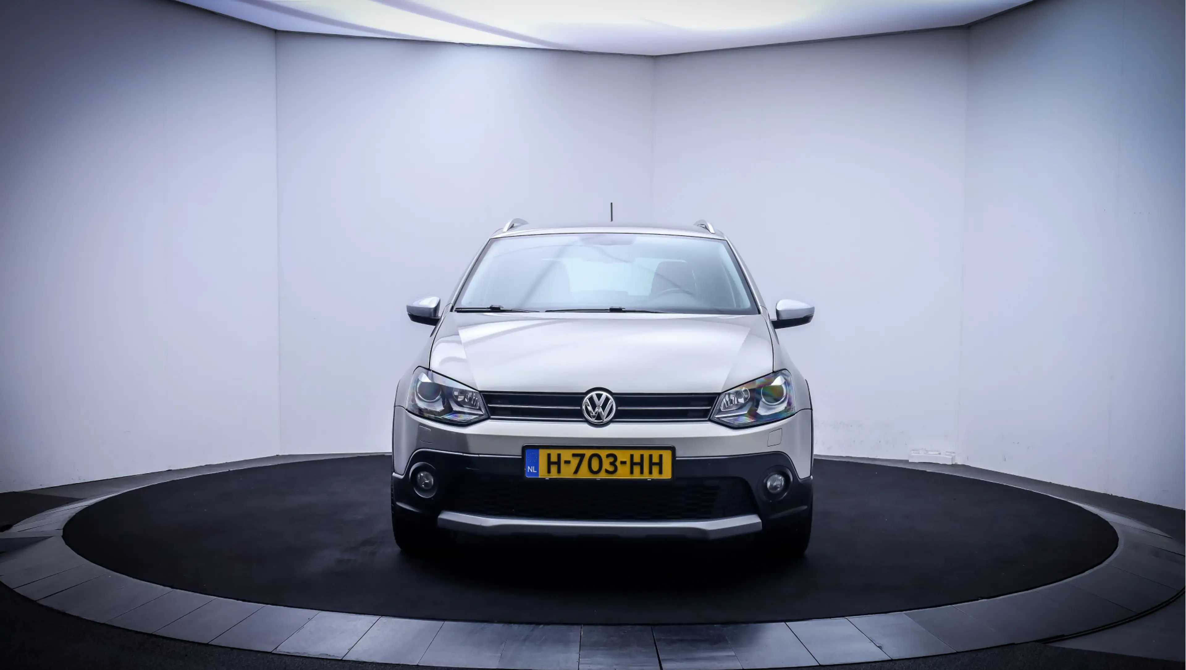 Volkswagen Polo Cross 1.4-16V Dsg XENON | STOELVERW | NAVI | CLIMA | CRU — photo 2