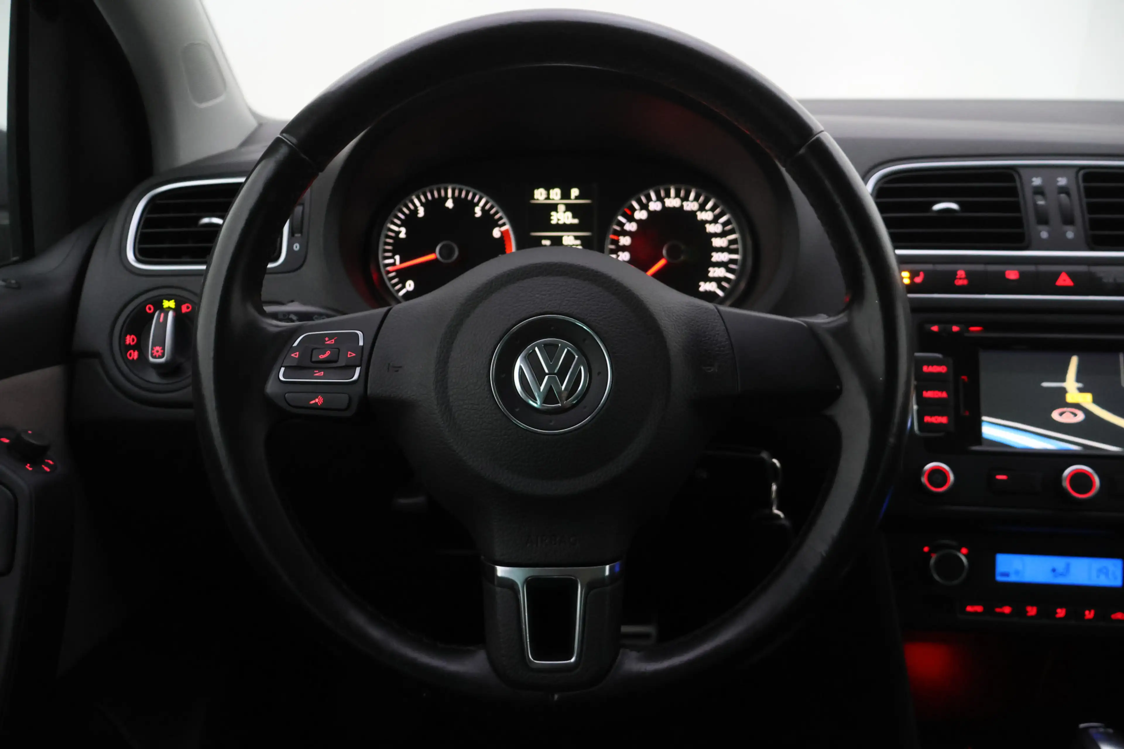 Volkswagen Polo Cross 1.4-16V Dsg XENON | STOELVERW | NAVI | CLIMA | CRU — photo 18