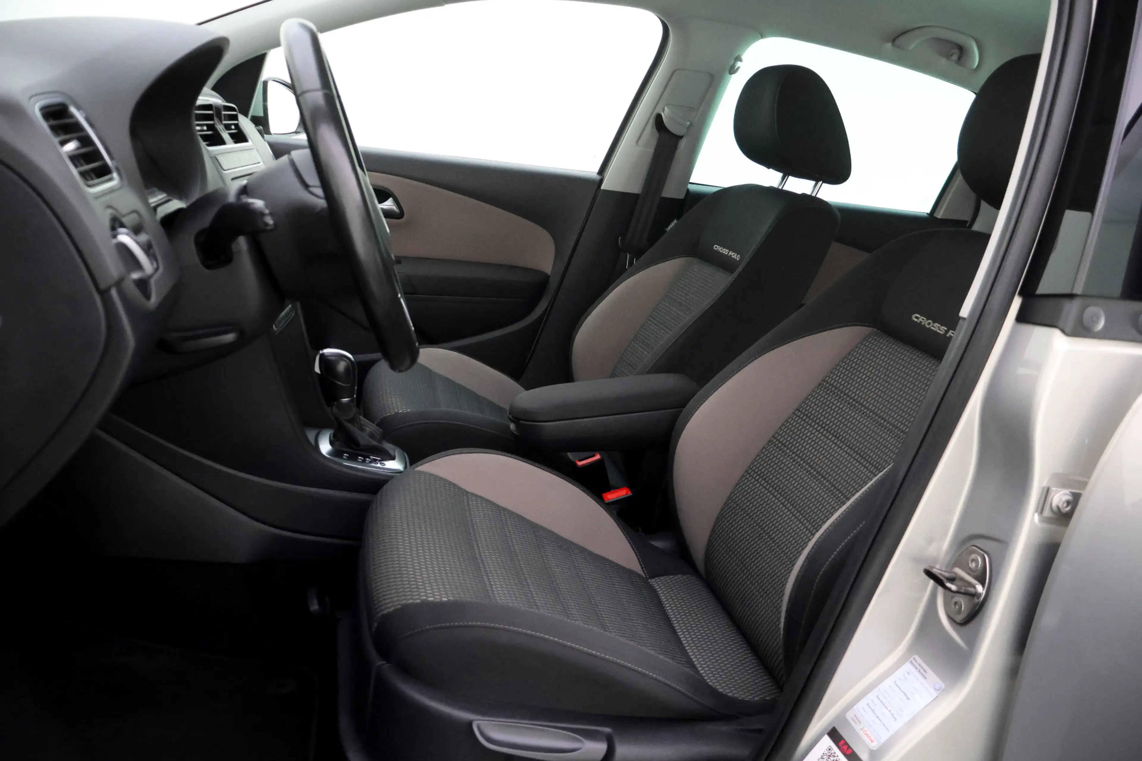 Volkswagen Polo Cross 1.4-16V Dsg XENON | STOELVERW | NAVI | CLIMA | CRU — photo 10