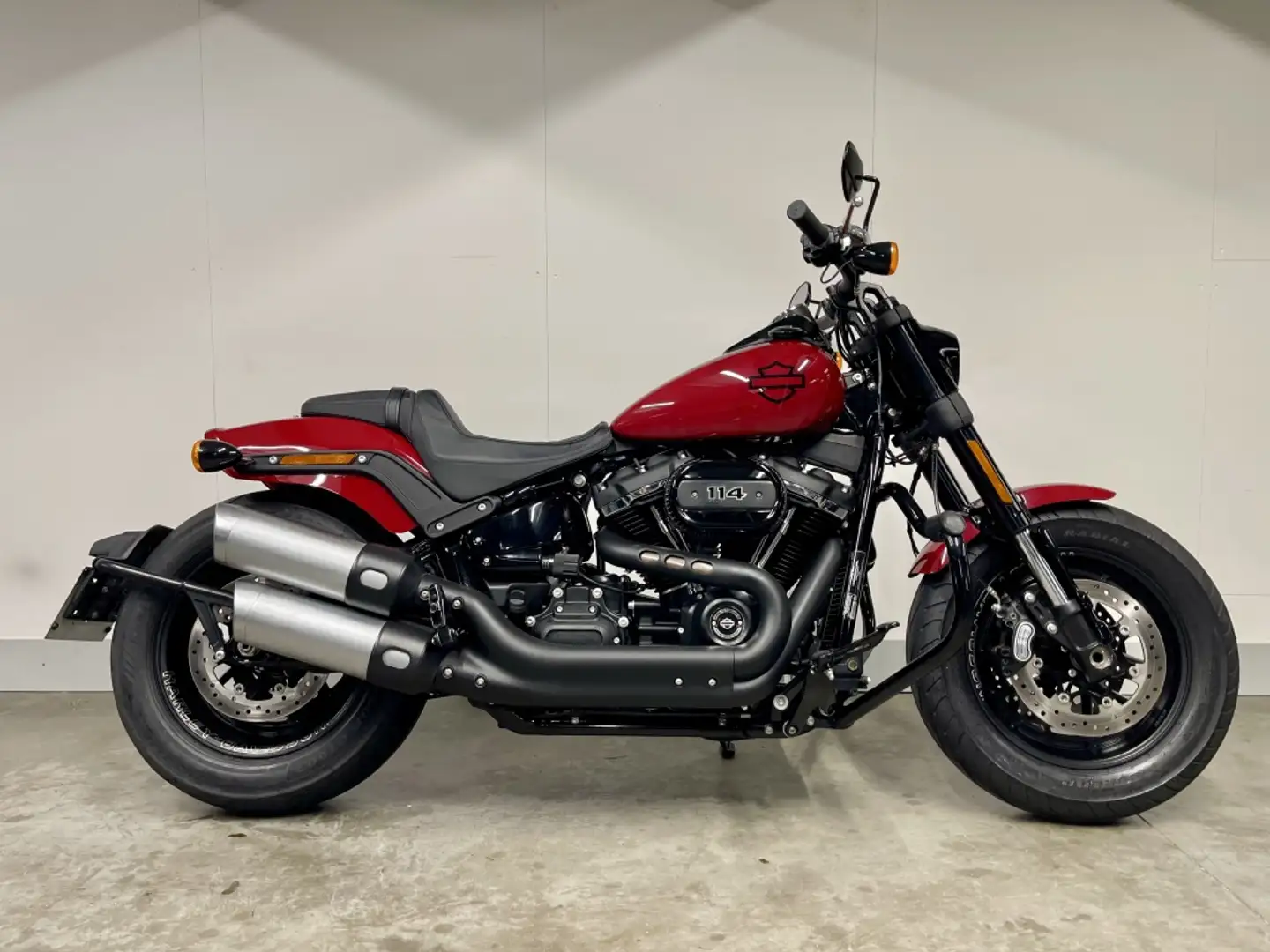 Harley-Davidson Fat Bob SOFTAIL FXFBS Červená - 1