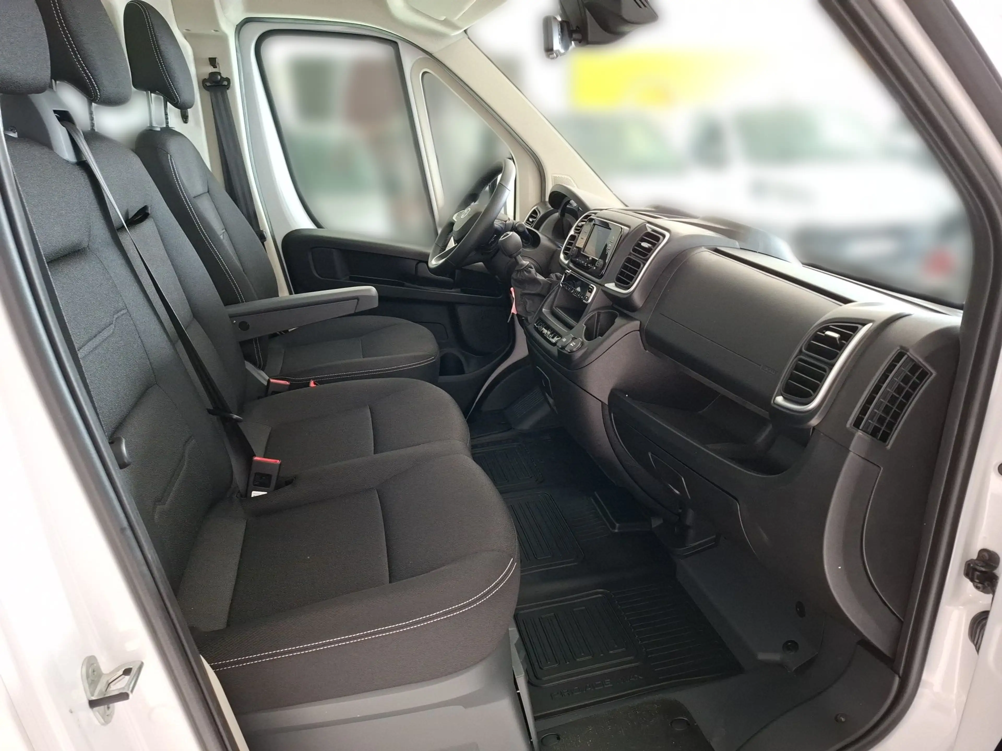 Toyota Proace Max 35+ L3H2 2.2 ID 140 HD Prowork — photo 14