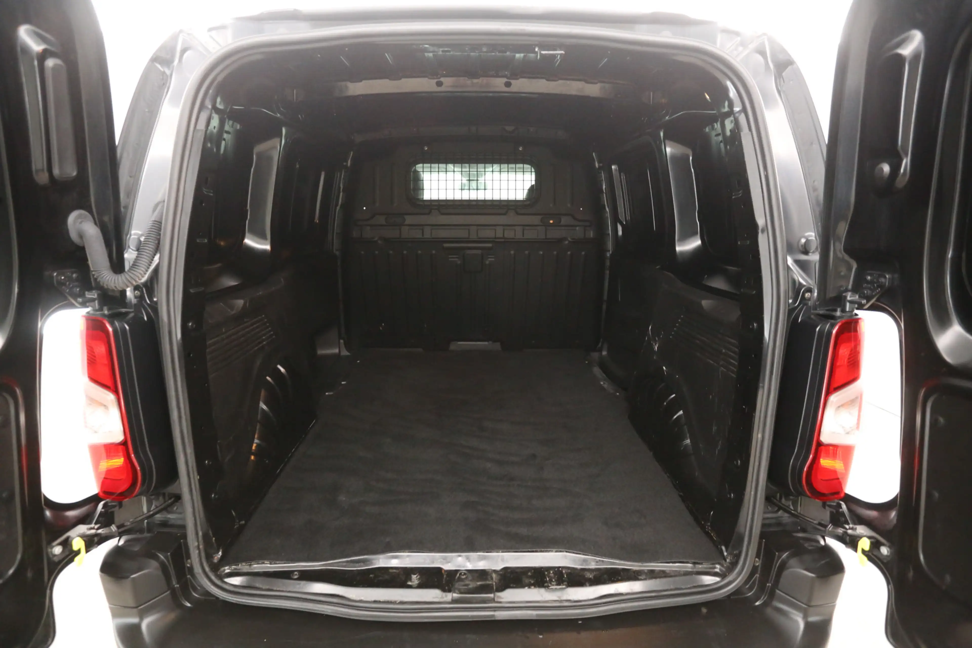 Peugeot Partner 1.5 BlueHDi 131PK EAT8 | Automaat | Clima | Camera — photo 3