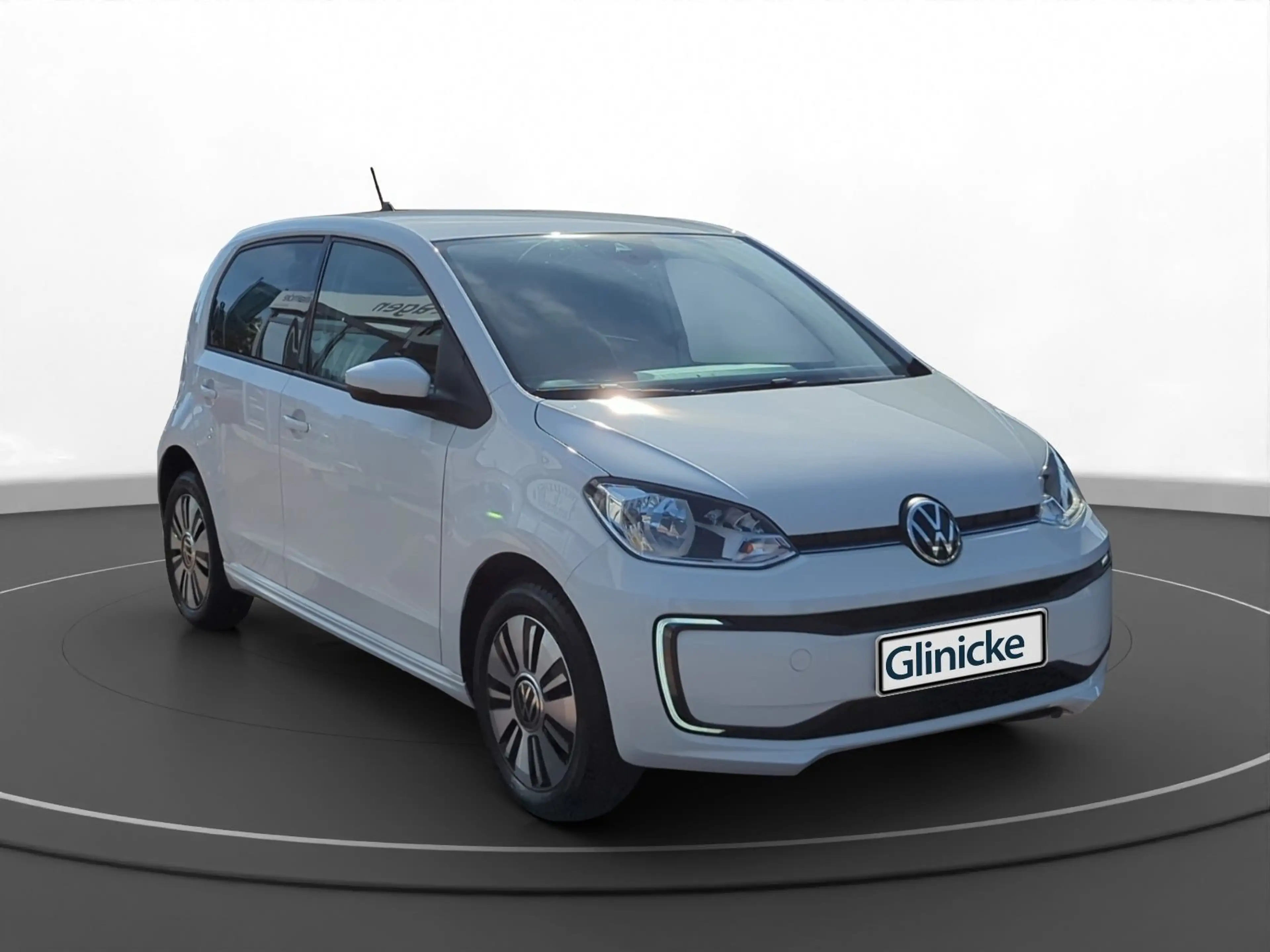 Volkswagen e-up! move up! Kamera SiHz Klima — photo 5