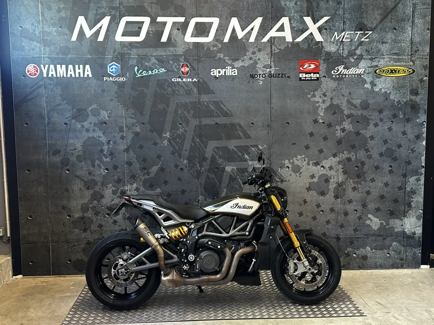 Indian FTR 1200 Gris - 1