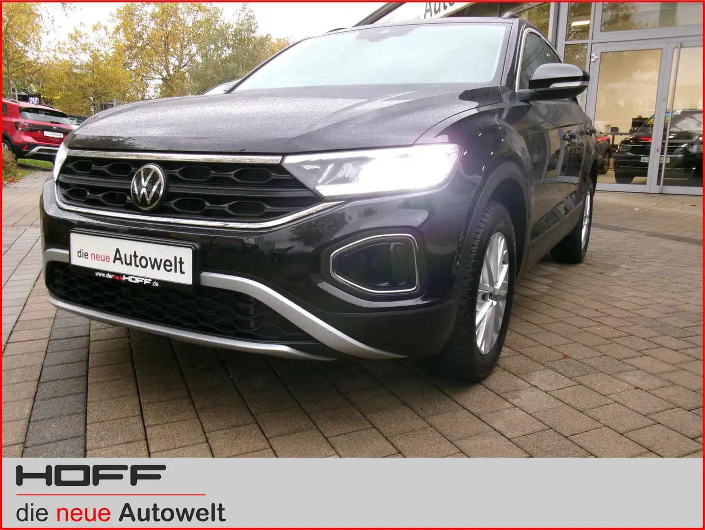 Volkswagen T-Roc 1.0 TSI Life Navi Bluetooth LED Allwetter Schwarz - 2