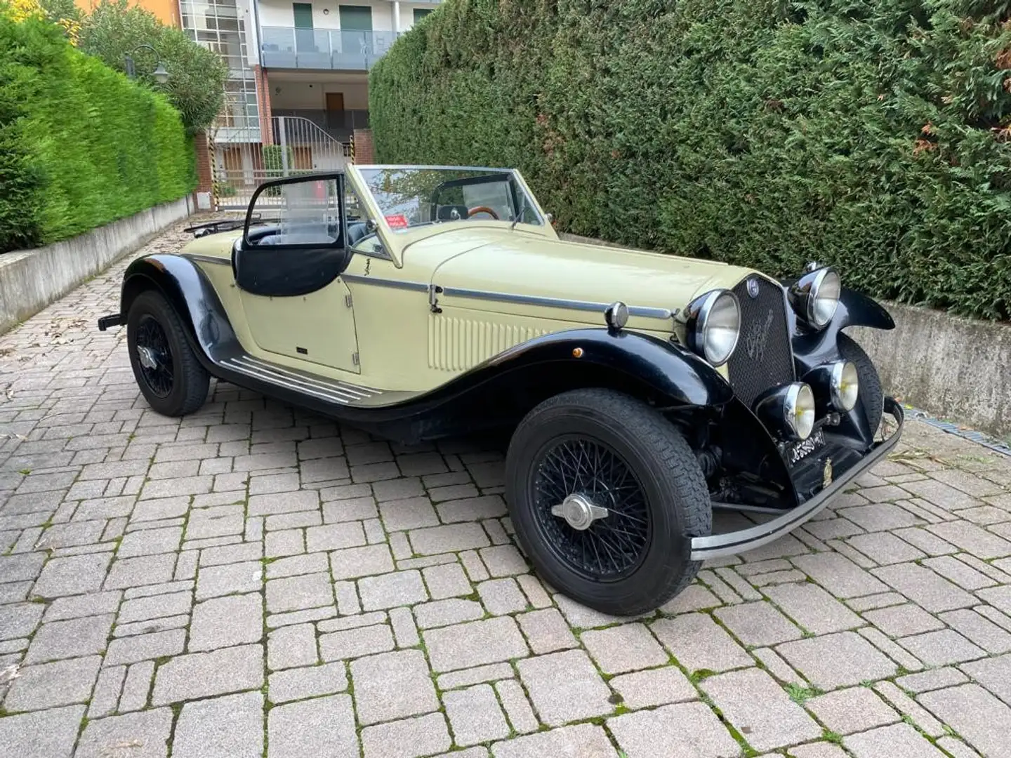 Alfa Romeo 1750 spider Gran Sport 4R Zagato Beige - 1