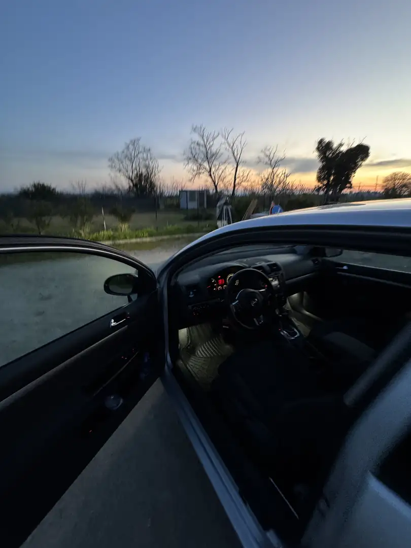 Volkswagen Golf GTD Srebrny - 1