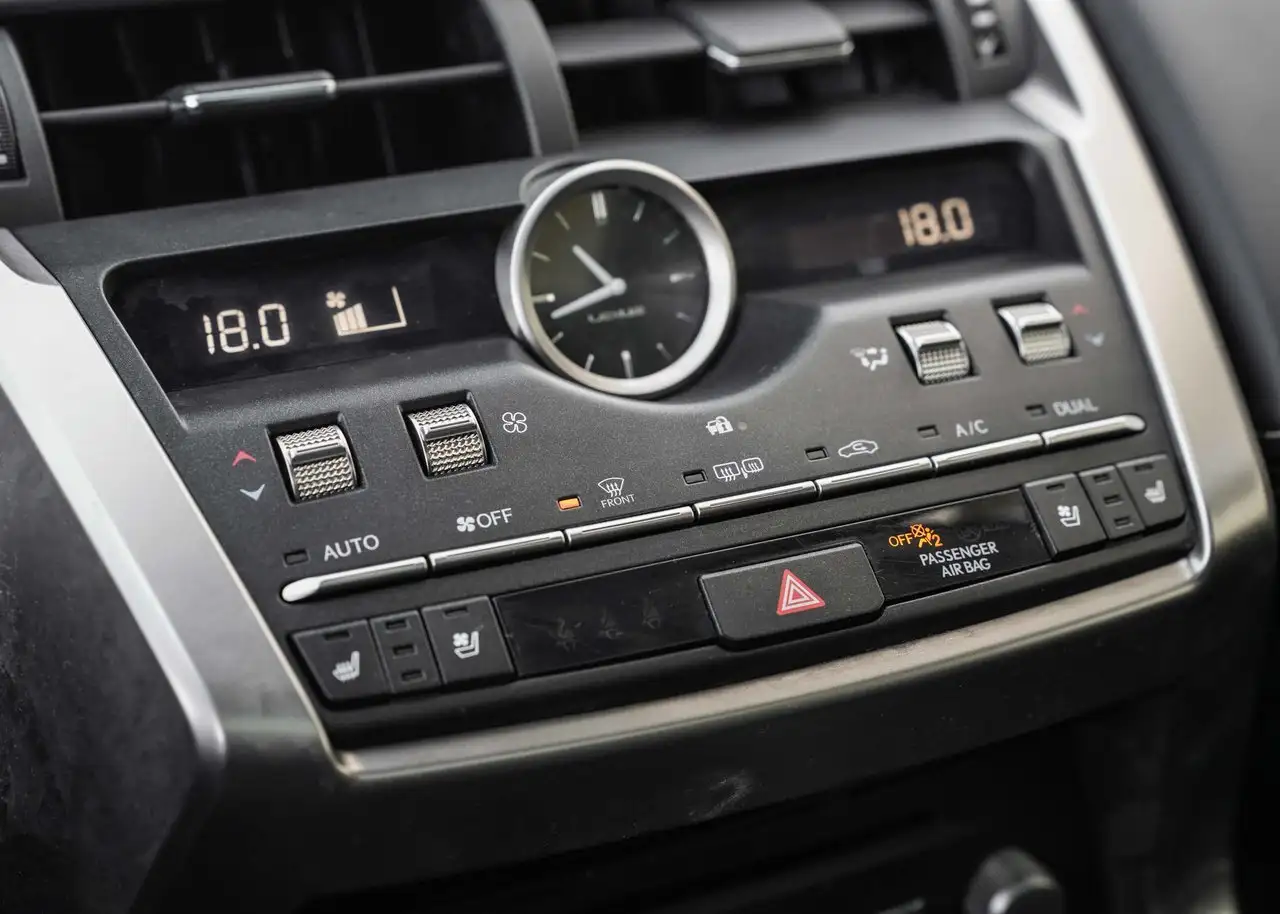 Lexus NX photo Lexus NX