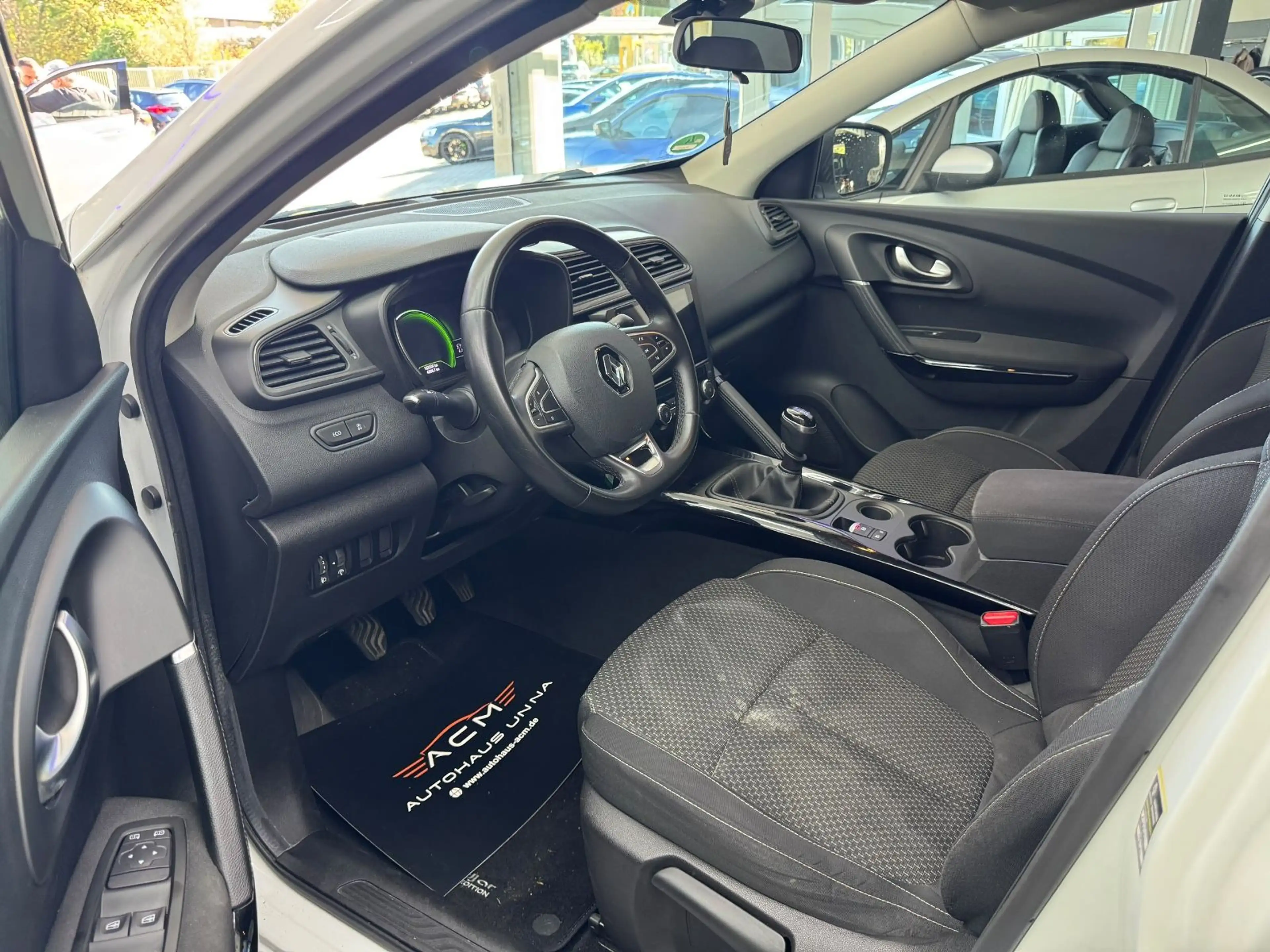Renault Kadjar Life — photo 11