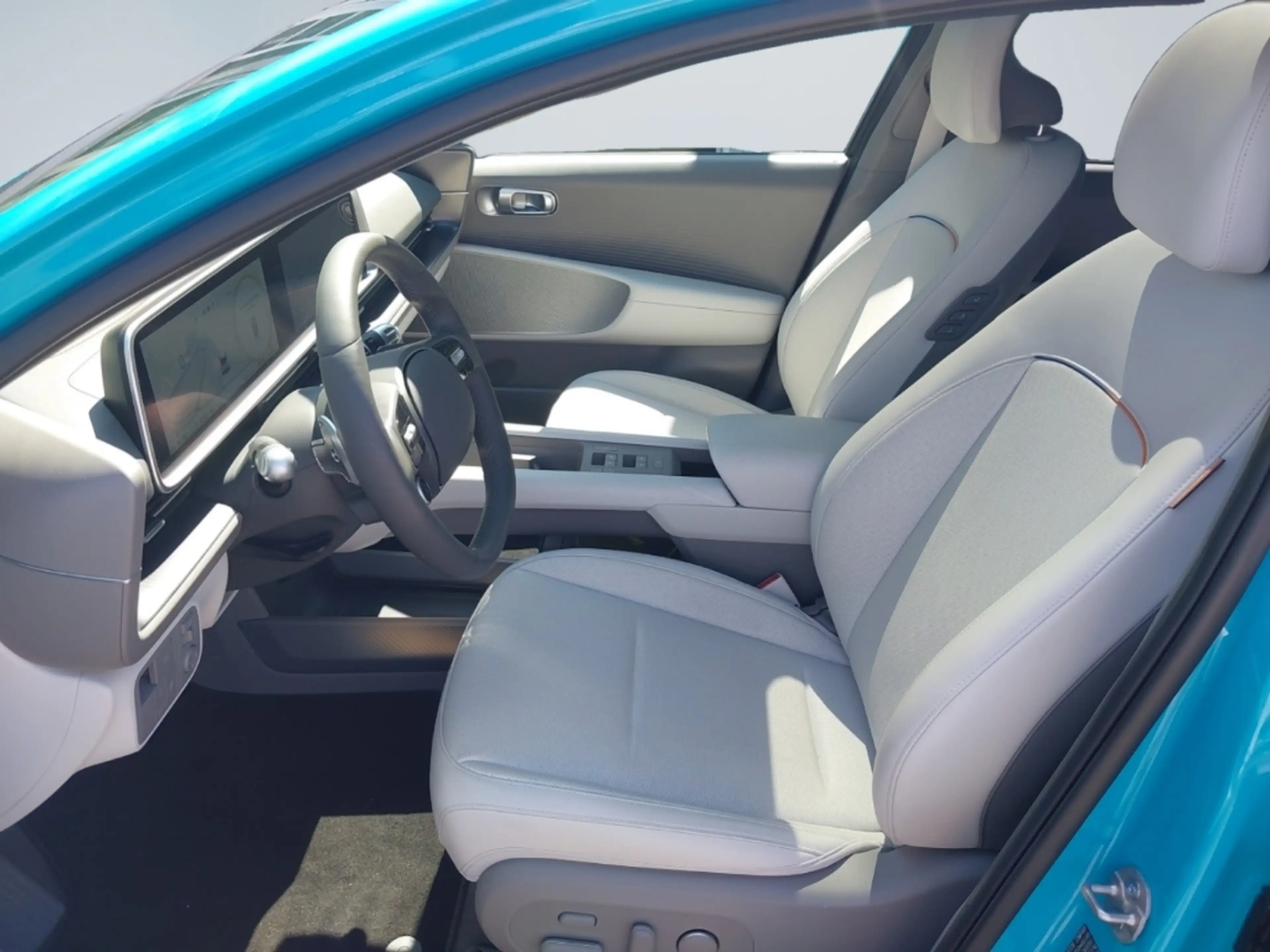 Hyundai IONIQ 6 Techniq Paket Navi Klimasitze Leder Digitales Cock — photo 9