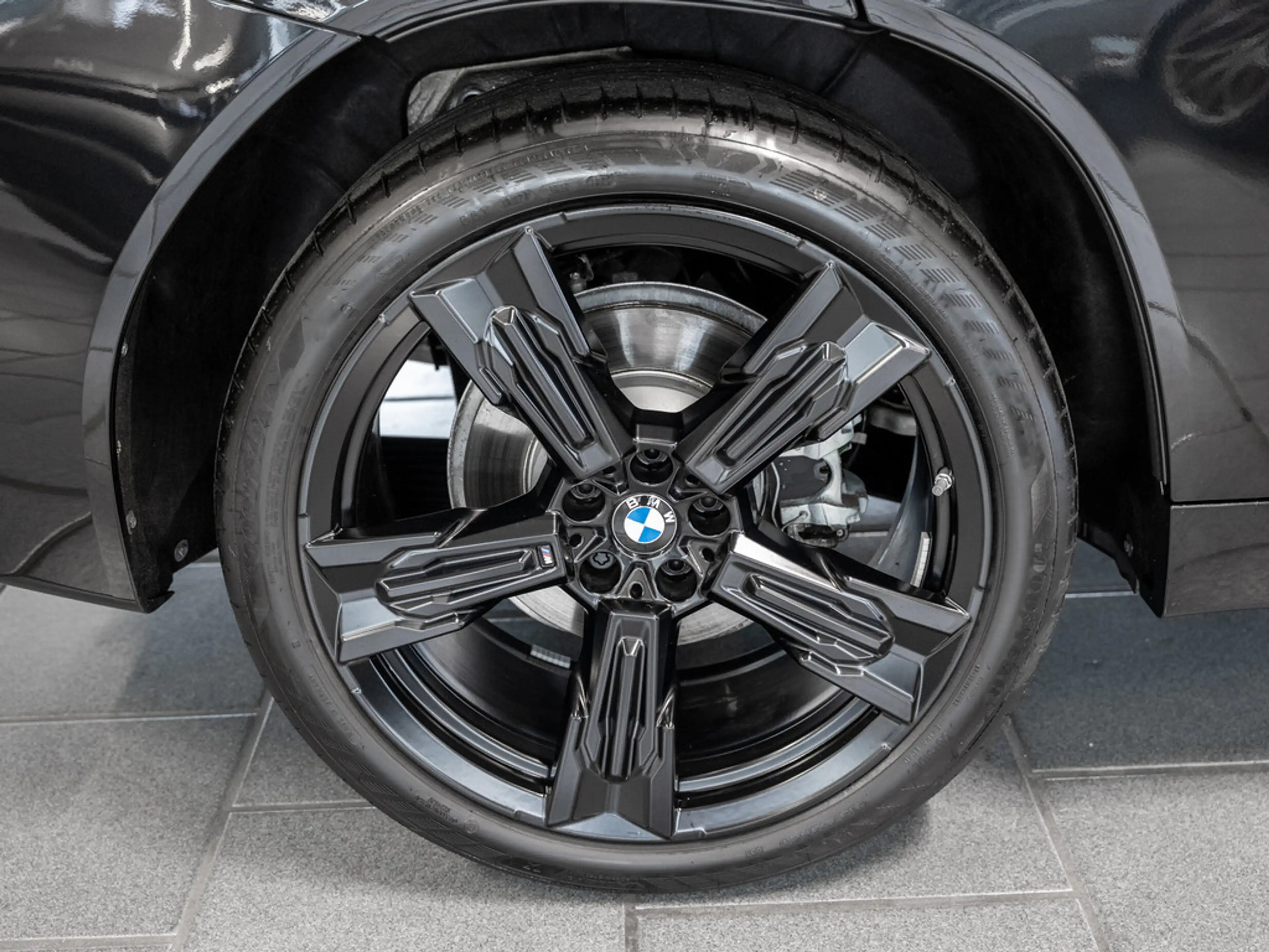 BMW X3 xDrive 20d M-Sport PANO AHK LED NAVI H/K — photo 10