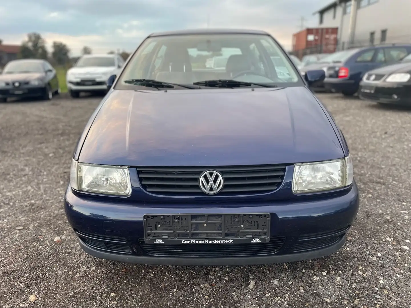 Volkswagen Polo 1.0  TÜV NEU/2.HAND/GEPFLEGT/ALUFELGEN Albastru - 2