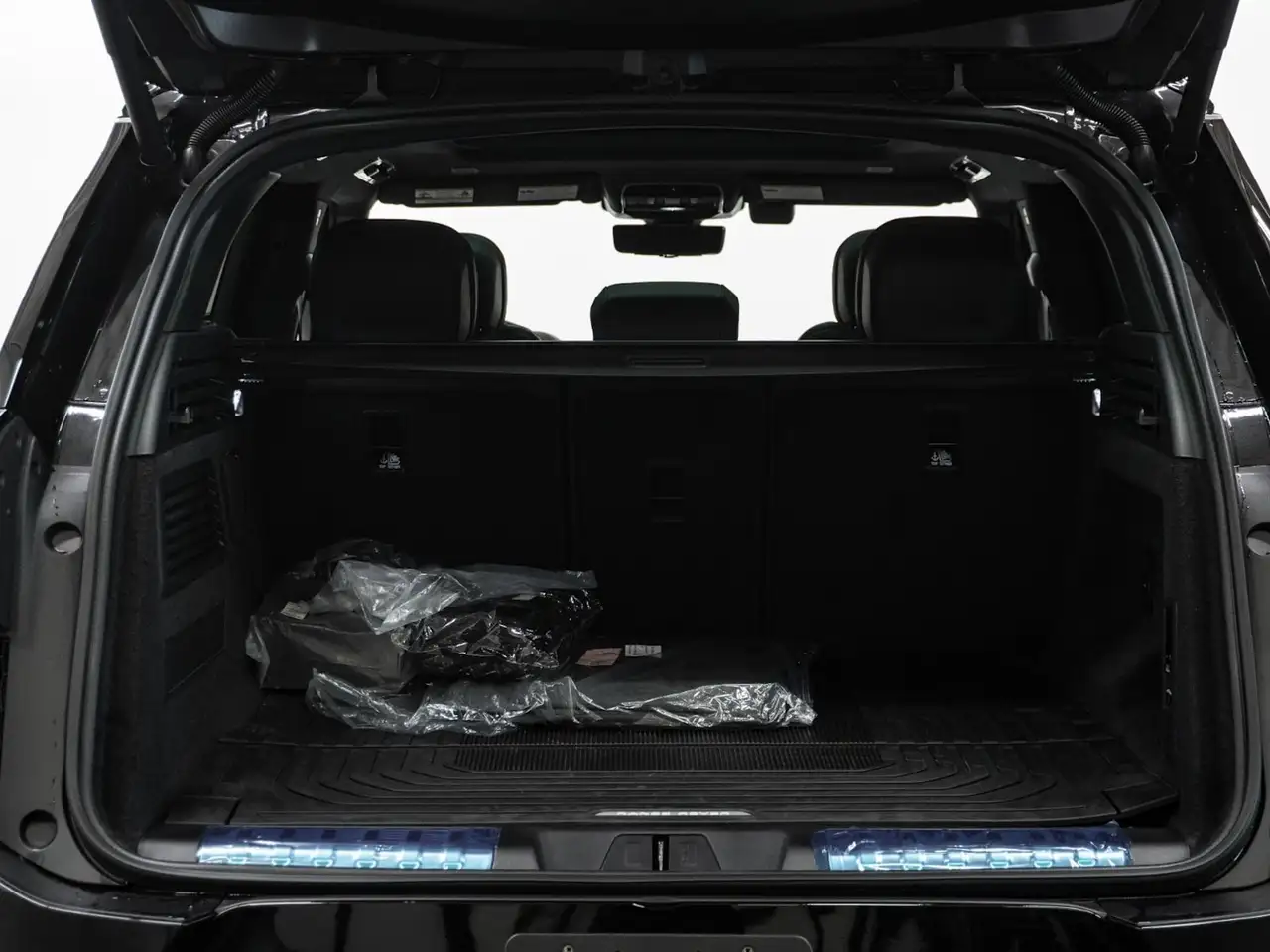 Land Rover Range Rover Sport photo Land Rover Range Rover Sport