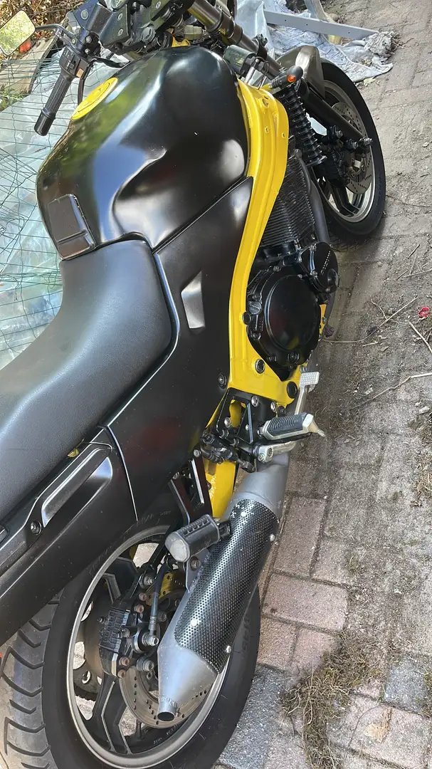 Suzuki GSX 1100 1100cc - 2