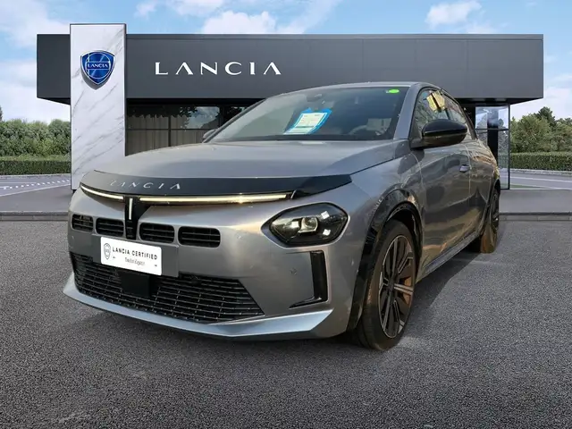 Lancia Ypsilon Ibrida 100cv LX e-DCT