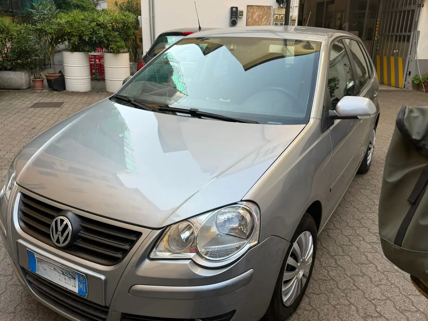 Volkswagen Polo Polo 5p 1.2 Trendline clima Argento - 1