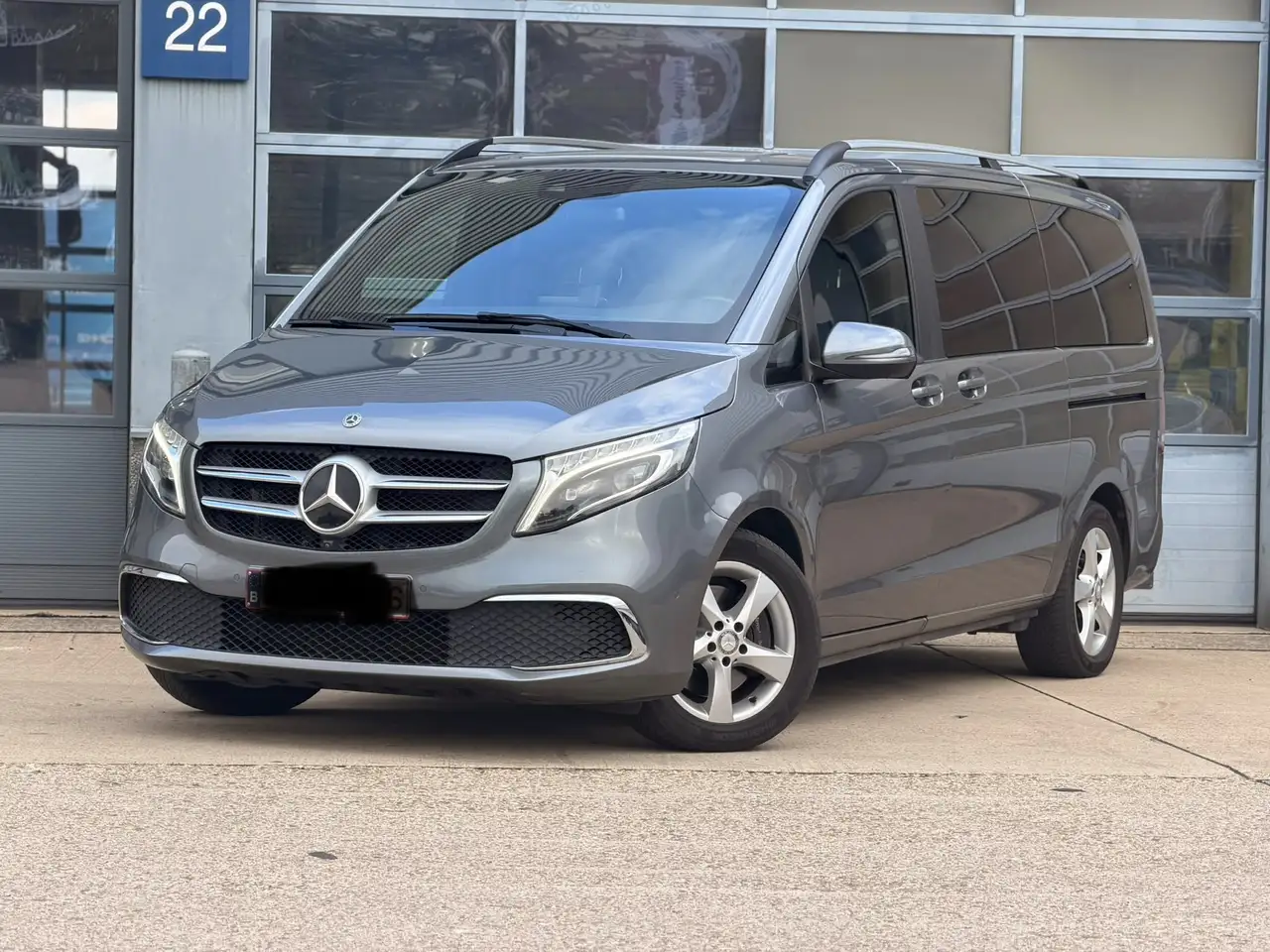 Mercedes-Benz V 300