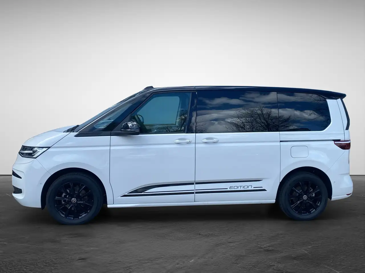 Volkswagen T7 Multivan 2.0 TDI DSG Edition Pano 3