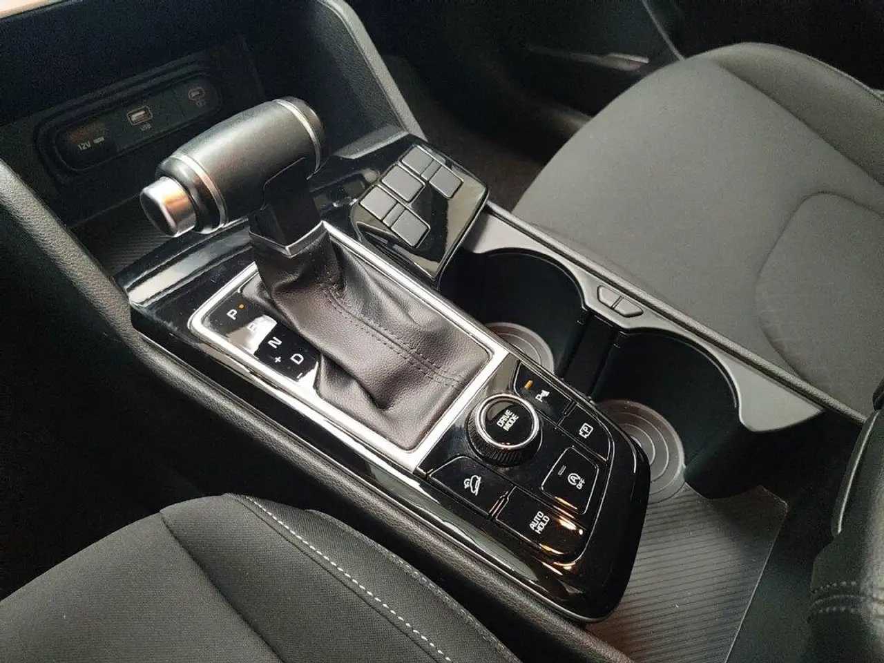 Kia Sportage 1.6 crdi mhev Business dct, миниатюра 22
