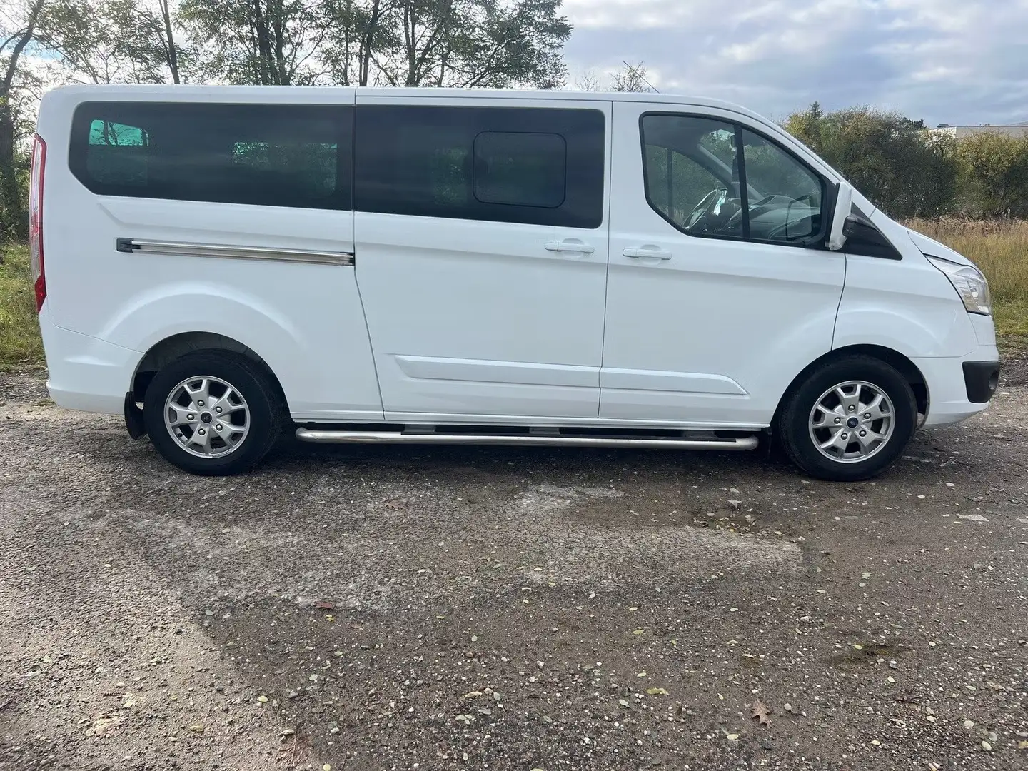 Ford Tourneo Custom Blanc - 1