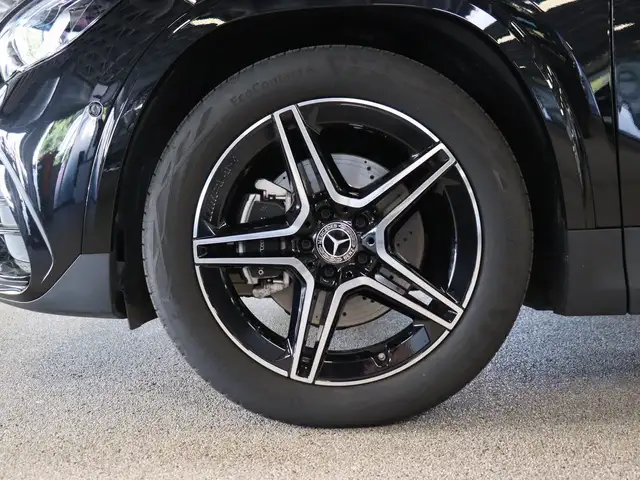 Mercedes-Benz Gla view 8