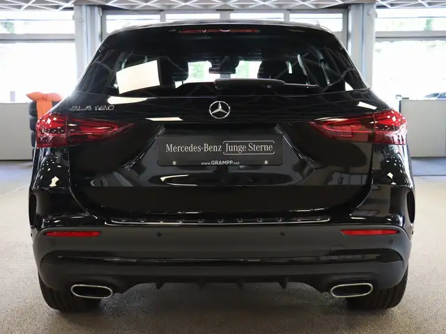Mercedes-Benz Gla view 6