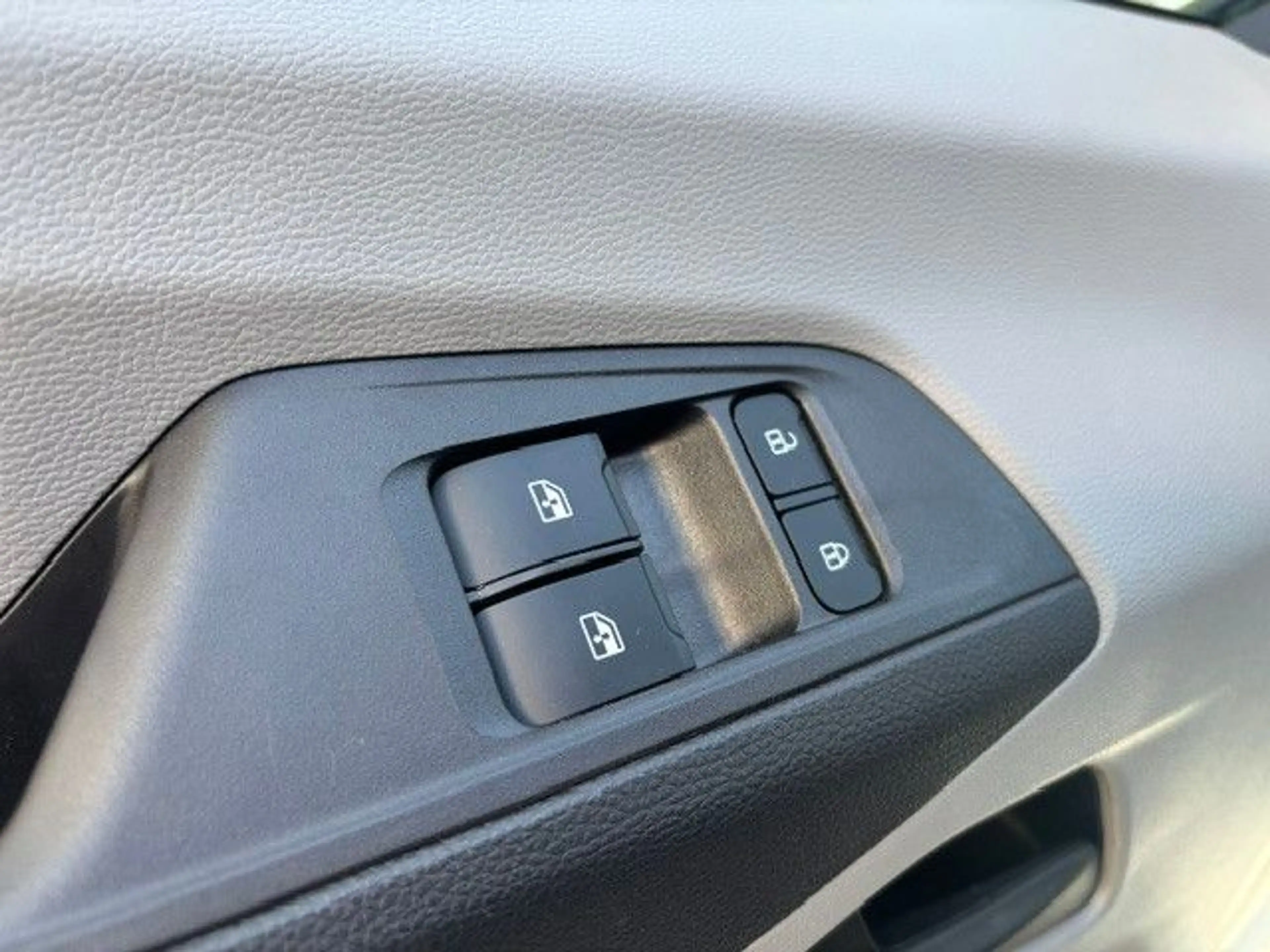 Maxus Deliver 9 Pritsche 2.0 L4 Klima/Tempomat — photo 12