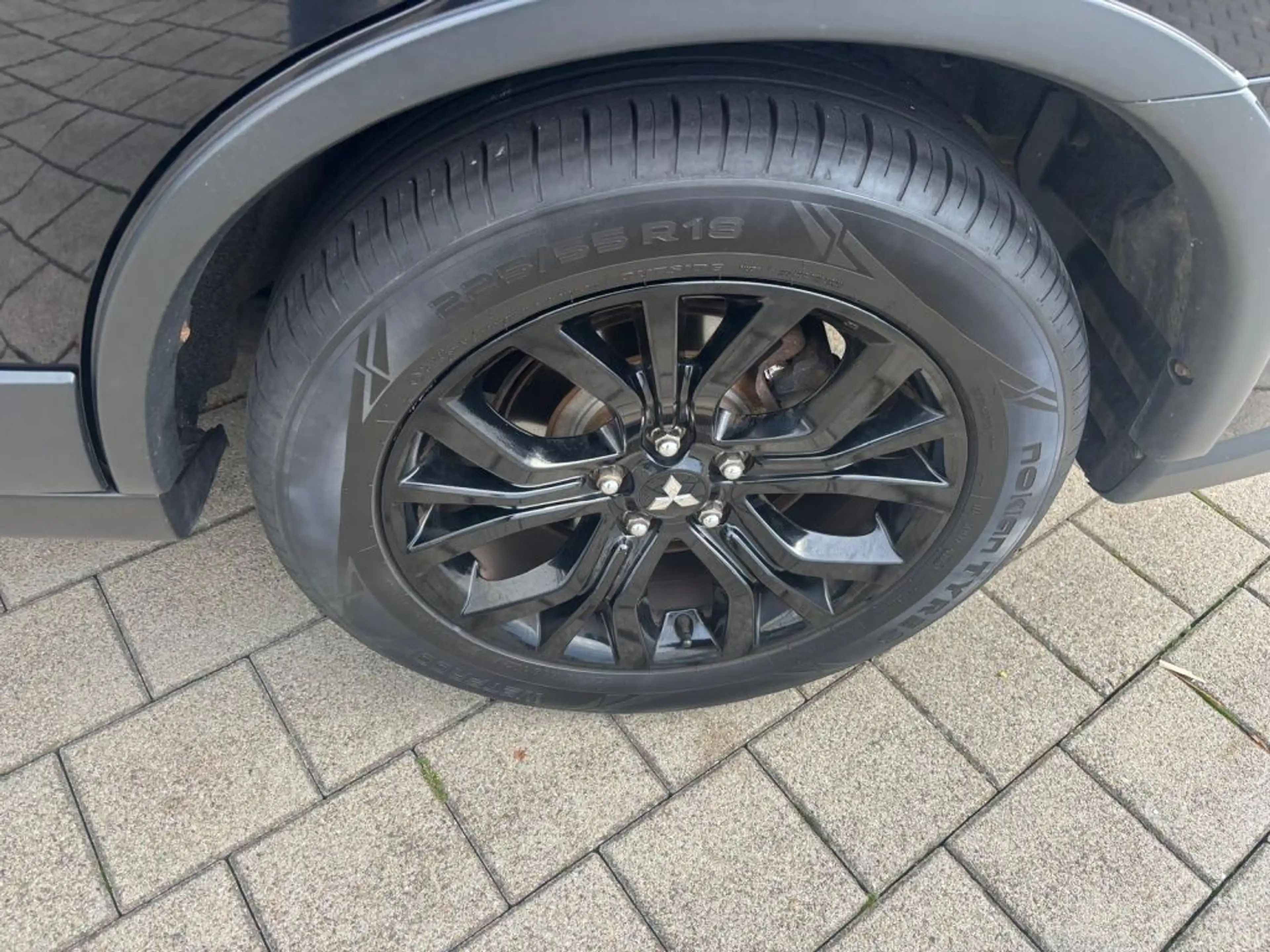 Mitsubishi Outlander 2.0 2WD CVT Edition+ — photo 9