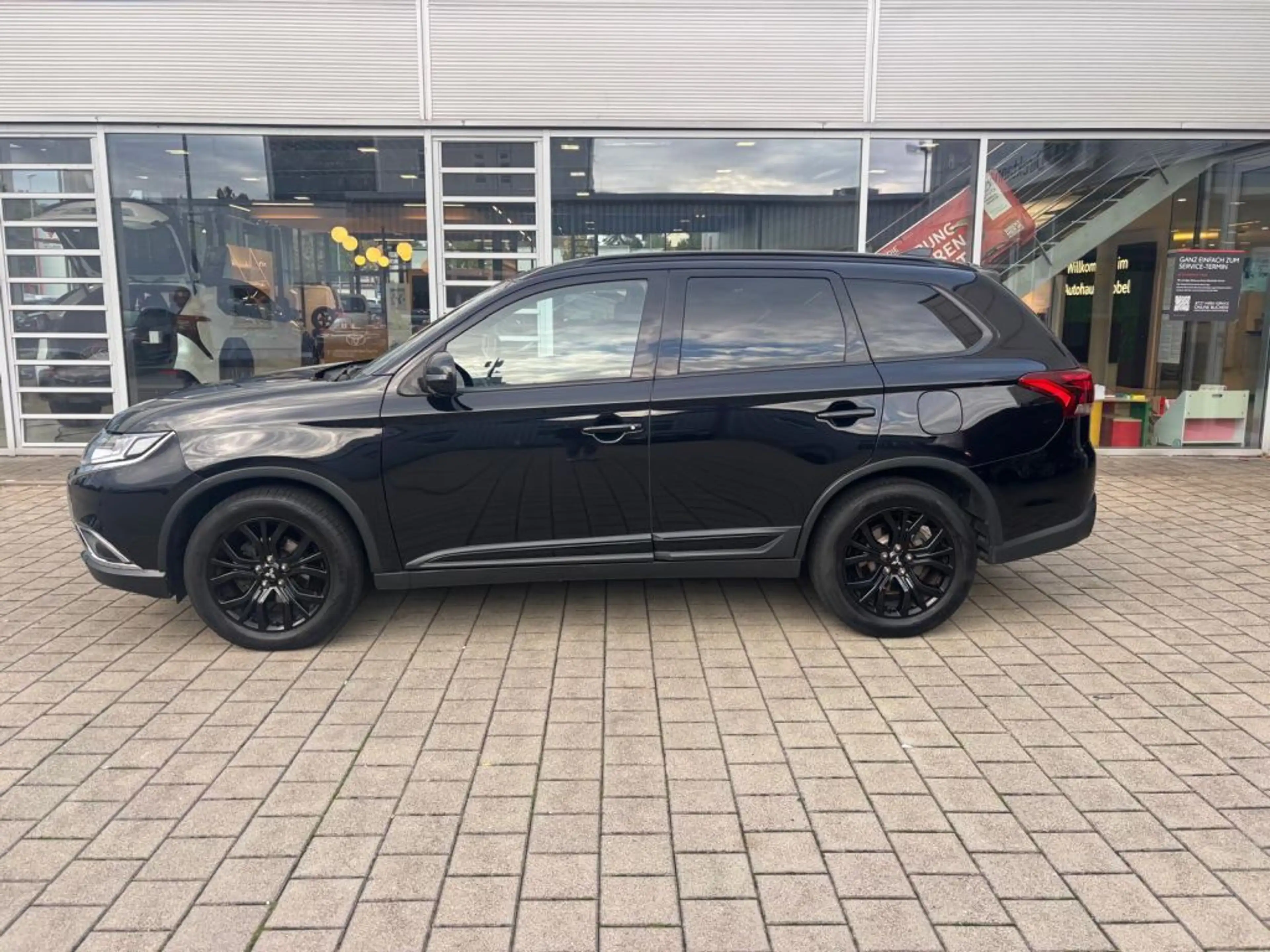 Mitsubishi Outlander 2.0 2WD CVT Edition+ — photo 4