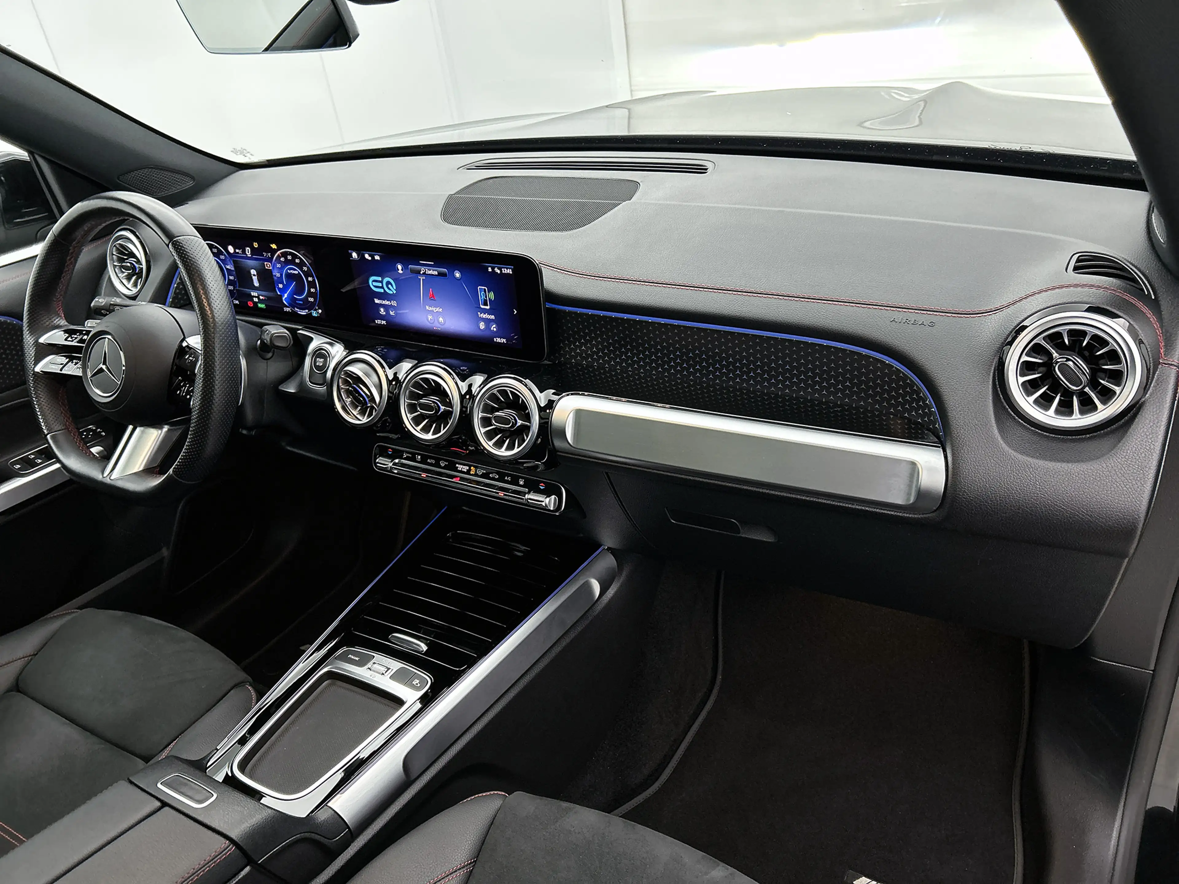 Mercedes-Benz EQB 250 250+ AMG Line 7p. 71 kWh | Panoramadak | Achteruit — photo 7