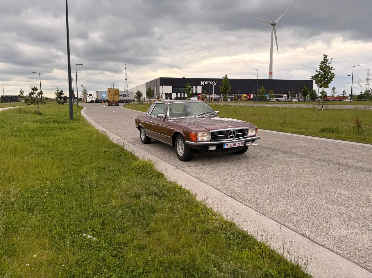 Mercedes-Benz SLC 350 V8, foto 5