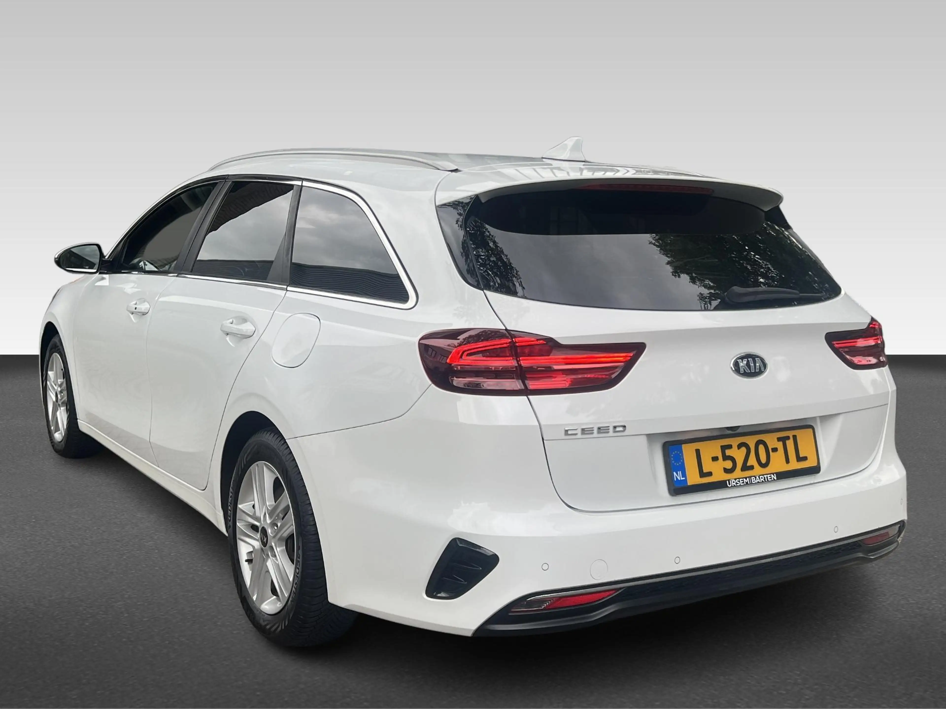 Kia Ceed SW / cee'd SW Sportswagon 1.5 T-GDi DynamicPlusLine | Achteruitr — photo 3