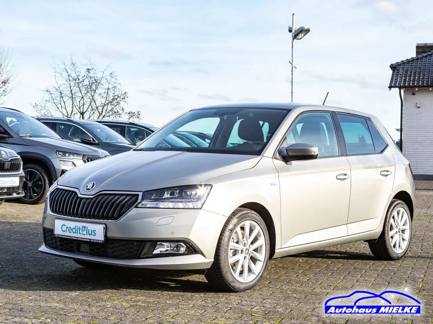 Skoda Fabia Solei DSG/App/LED/PDC/BT/Alu/ACCl Bluetooth Beige - 1