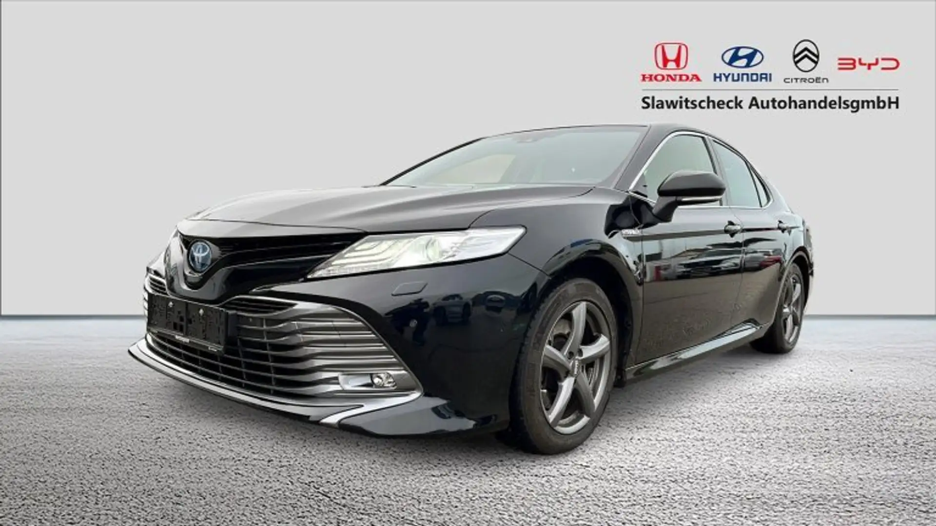 Toyota Camry 2,5 Hybrid Lounge Aut. Negro - 1