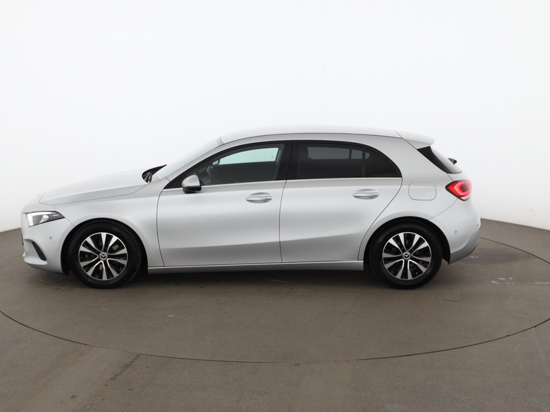 Mercedes-Benz A 180 d Style Aut LED LEDER NAVI R-CAM SITZHZG — photo 6