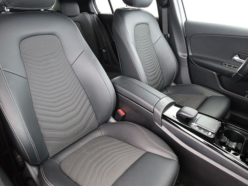 Mercedes-Benz A 180 d Style Aut LED LEDER NAVI R-CAM SITZHZG — photo 14