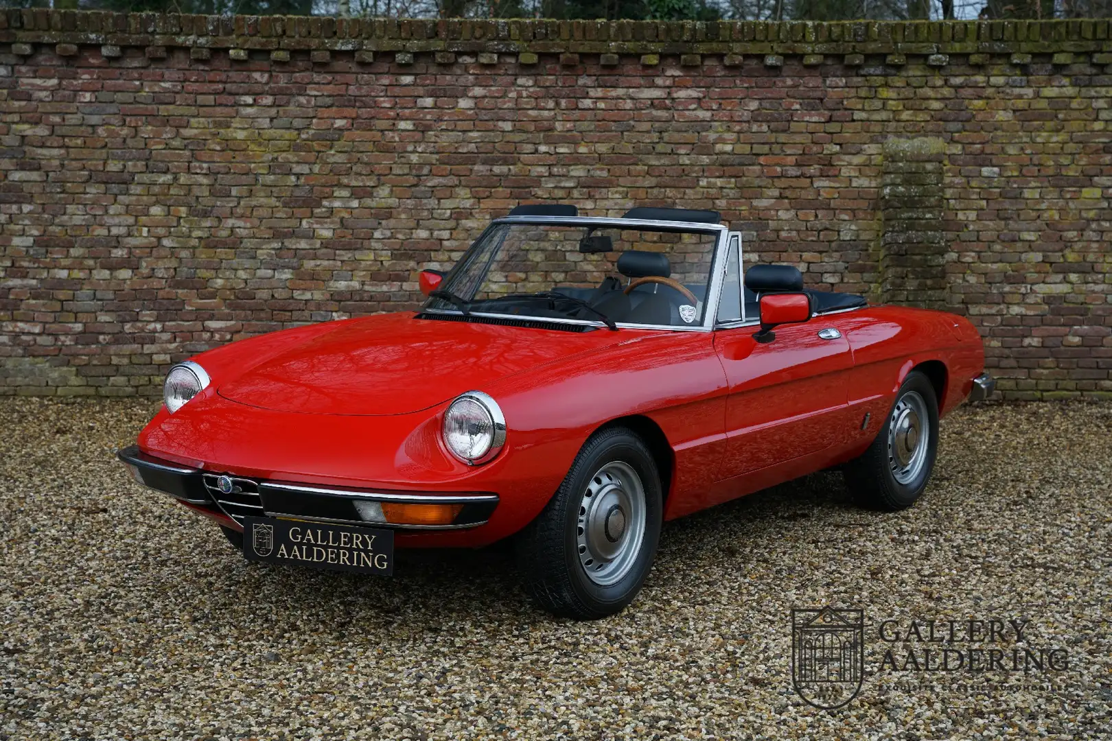 Alfa Romeo 2000 Spider Veloce Mechanically very well maintained an Rot - 1