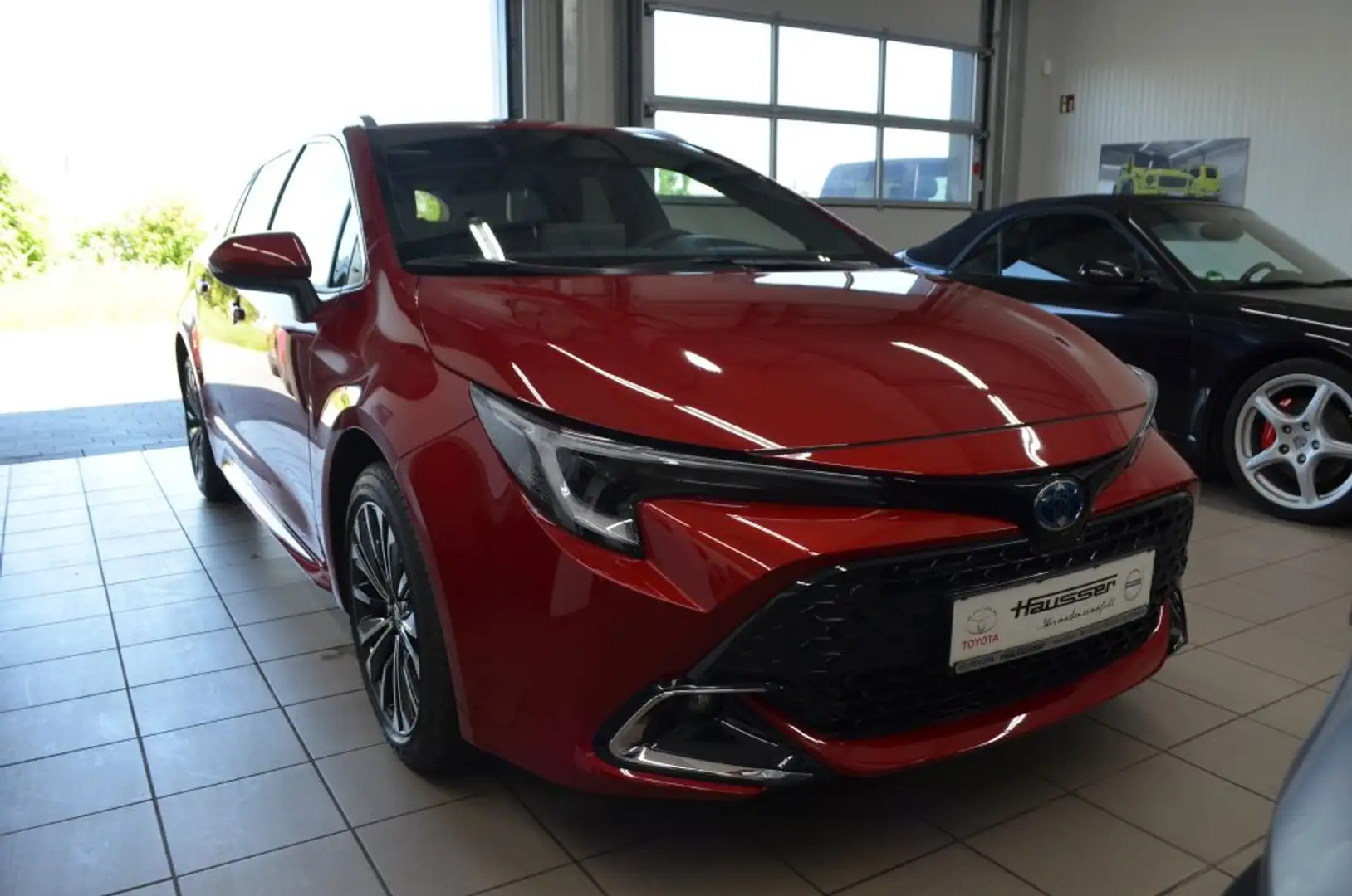Toyota Corolla 1.8 Hybrid TS Teamplayer*ELEK.HECKKLAPPE Rot - 2